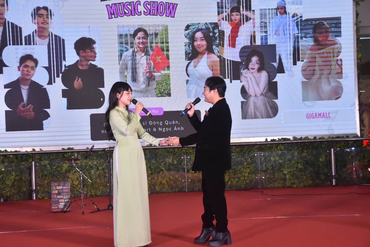 S&ocirc;i nổi c&aacute;c hoạt động giao lưu, giải tr&iacute; tại chương tr&igrave;nh "T&ocirc;n vinh c&agrave; ph&ecirc;, tr&agrave; Việt" - Ảnh 7.
