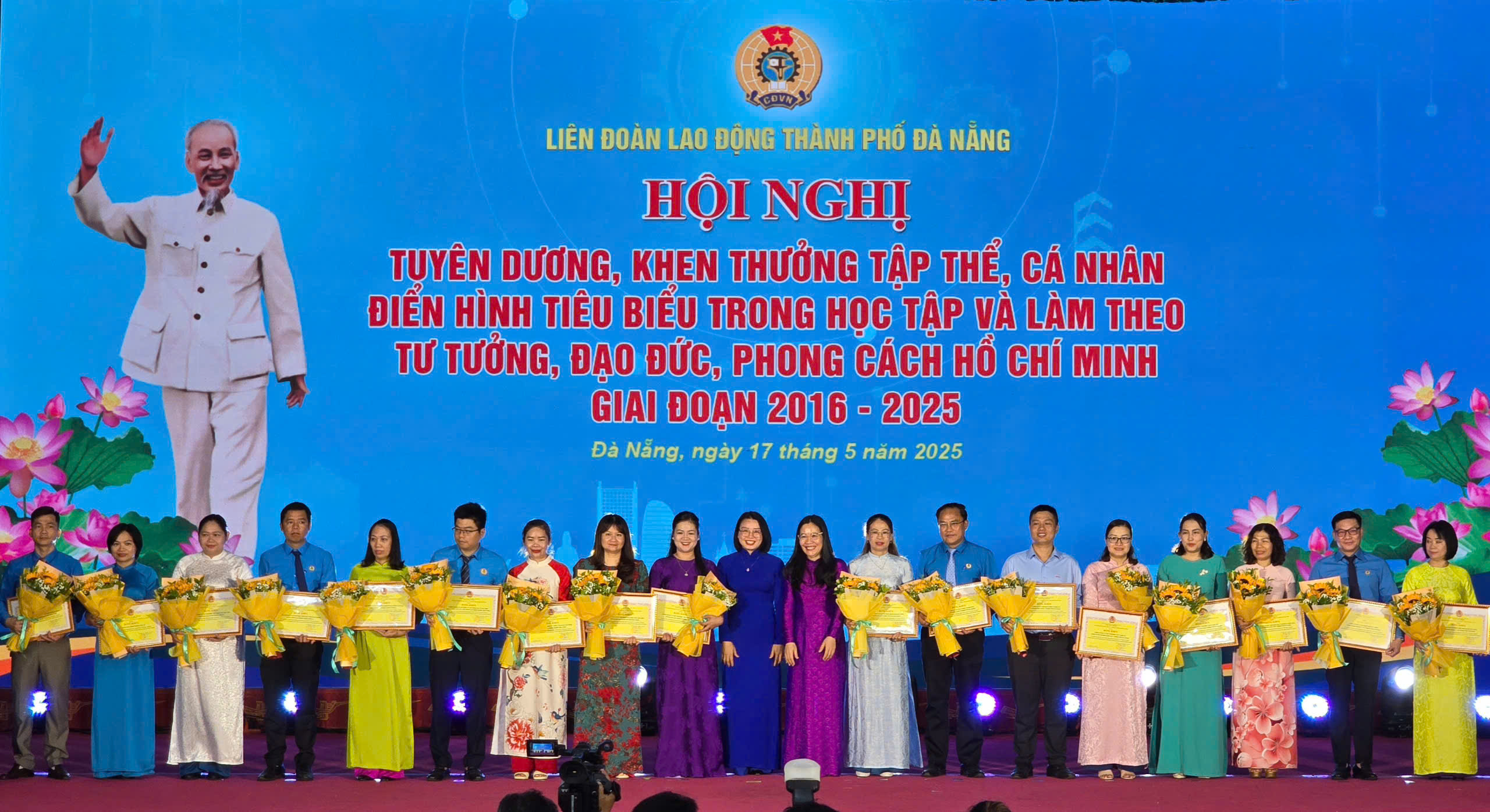 Công đoàn Đà Nẵng tôn vinh 135 gương điển hình học và làm theo Bác- Ảnh 3.