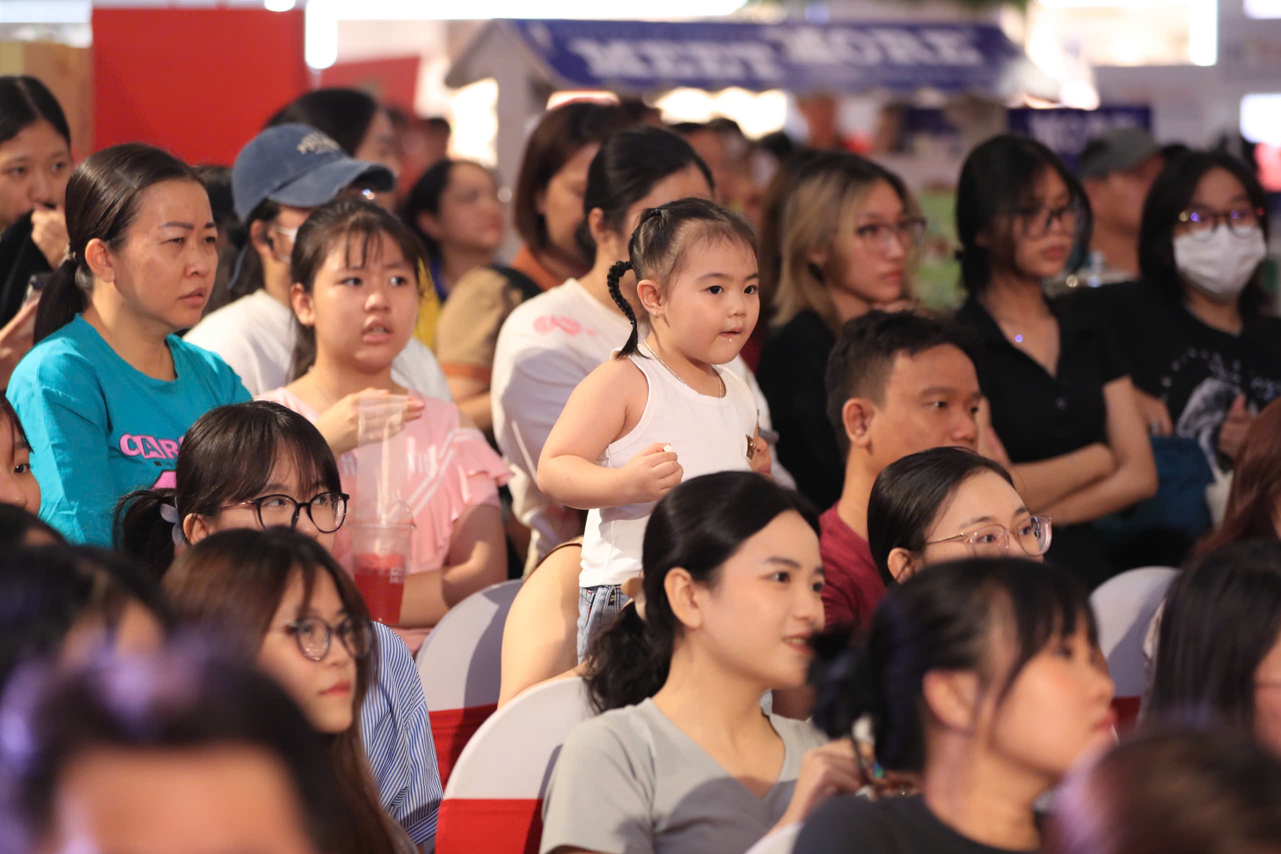 Gala nghệ thuật &ldquo;Đất nước vươn m&igrave;nh&rdquo;: H&ograve;a &acirc;m của những giai điệu tự h&agrave;o v&agrave; t&igrave;nh y&ecirc;u Tổ quốc - Ảnh 5.