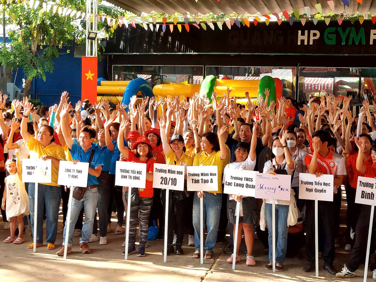 Sôi nổi ngày hội dành riêng cho CNVC-LĐ- Ảnh 1.