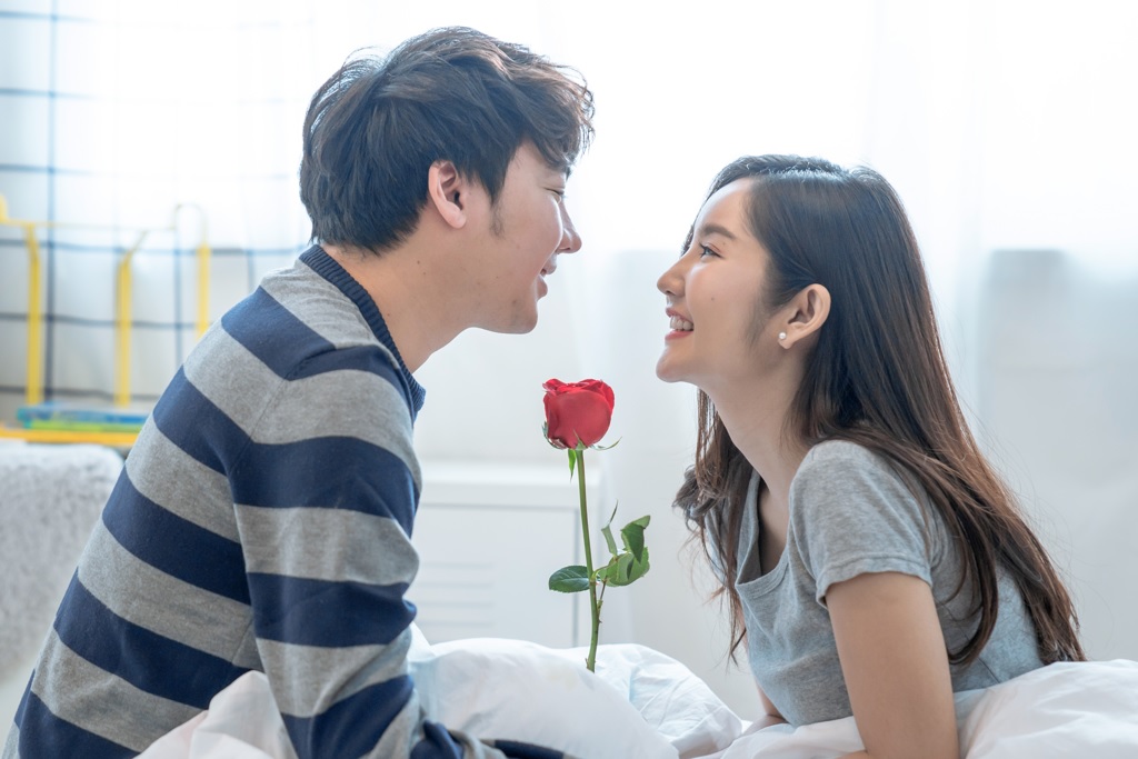 Nửa cuối th&aacute;ng 5, bốn con gi&aacute;p c&oacute; vận may t&igrave;nh y&ecirc;u rất lớn- Ảnh 1.