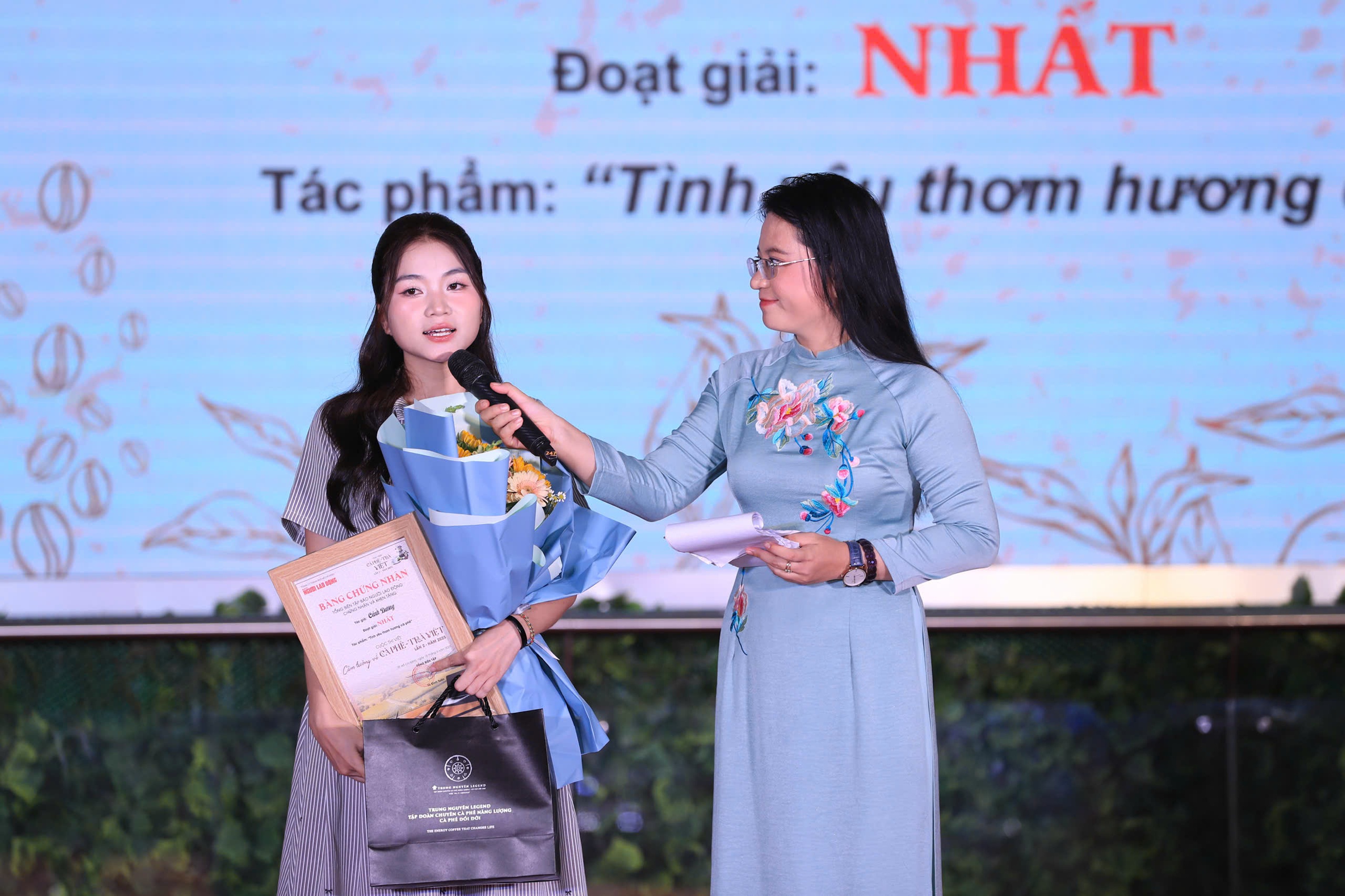Viết nên những giá trị không thể đong đếm của trà, cà phê - Ảnh 4.