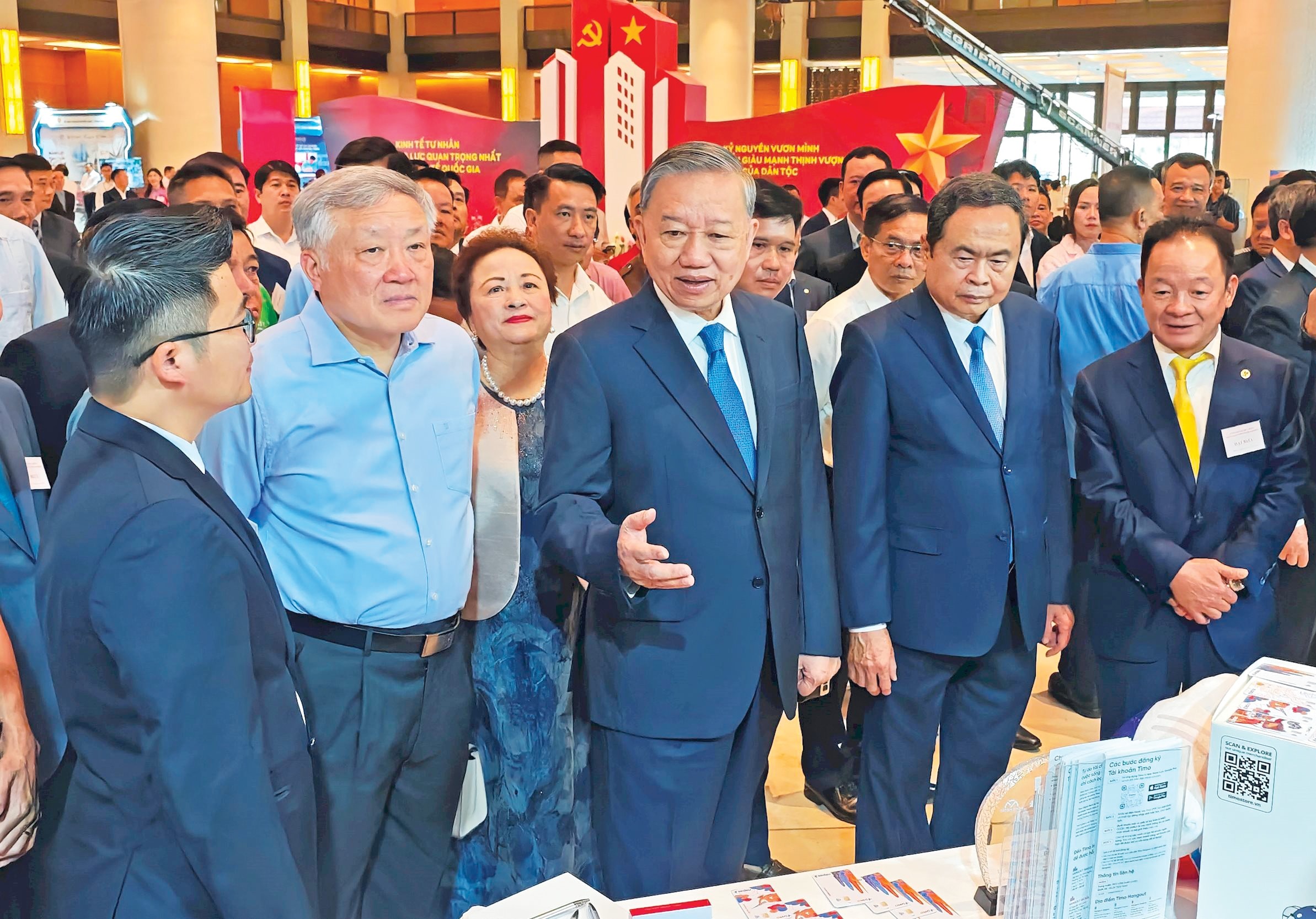 Chủ tịch Quốc hội: Người d&acirc;n v&agrave; doanh nghiệp được l&agrave;m những g&igrave; ph&aacute;p luật kh&ocirc;ng cấm- Ảnh 3.