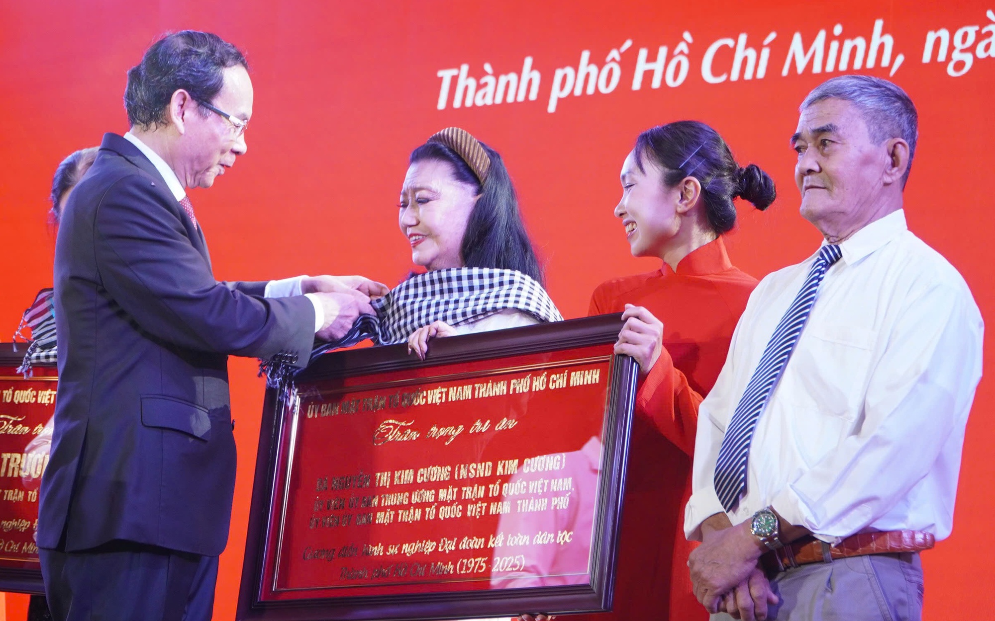 Không ngừng vun đắp khối đại đoàn kết