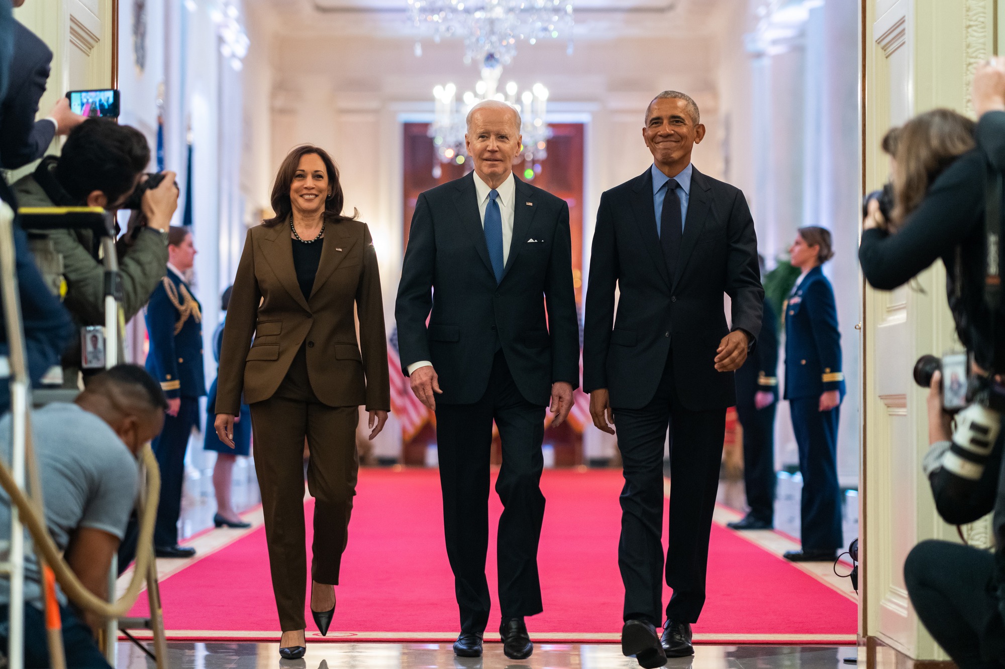 Ông Obama, bà Harris liên tiếng - Ảnh 1.