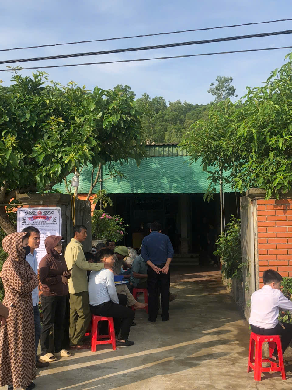 T&igrave;m thấy thi thể nam sinh lớp 6 mất t&iacute;ch khi đi tắm s&ocirc;ng c&ugrave;ng nh&oacute;m bạn - Ảnh 1.