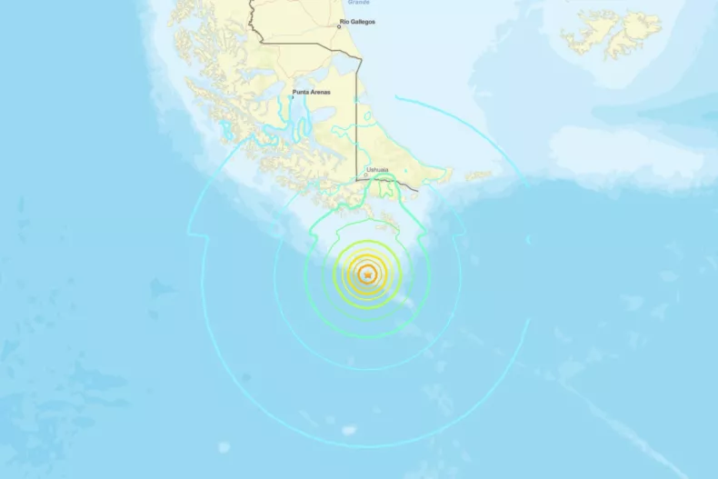 N&oacute;ng: Động đất mạnh ở Argentina, Chile ban bố khẩn cảnh b&aacute;o s&oacute;ng thần - Ảnh 1.