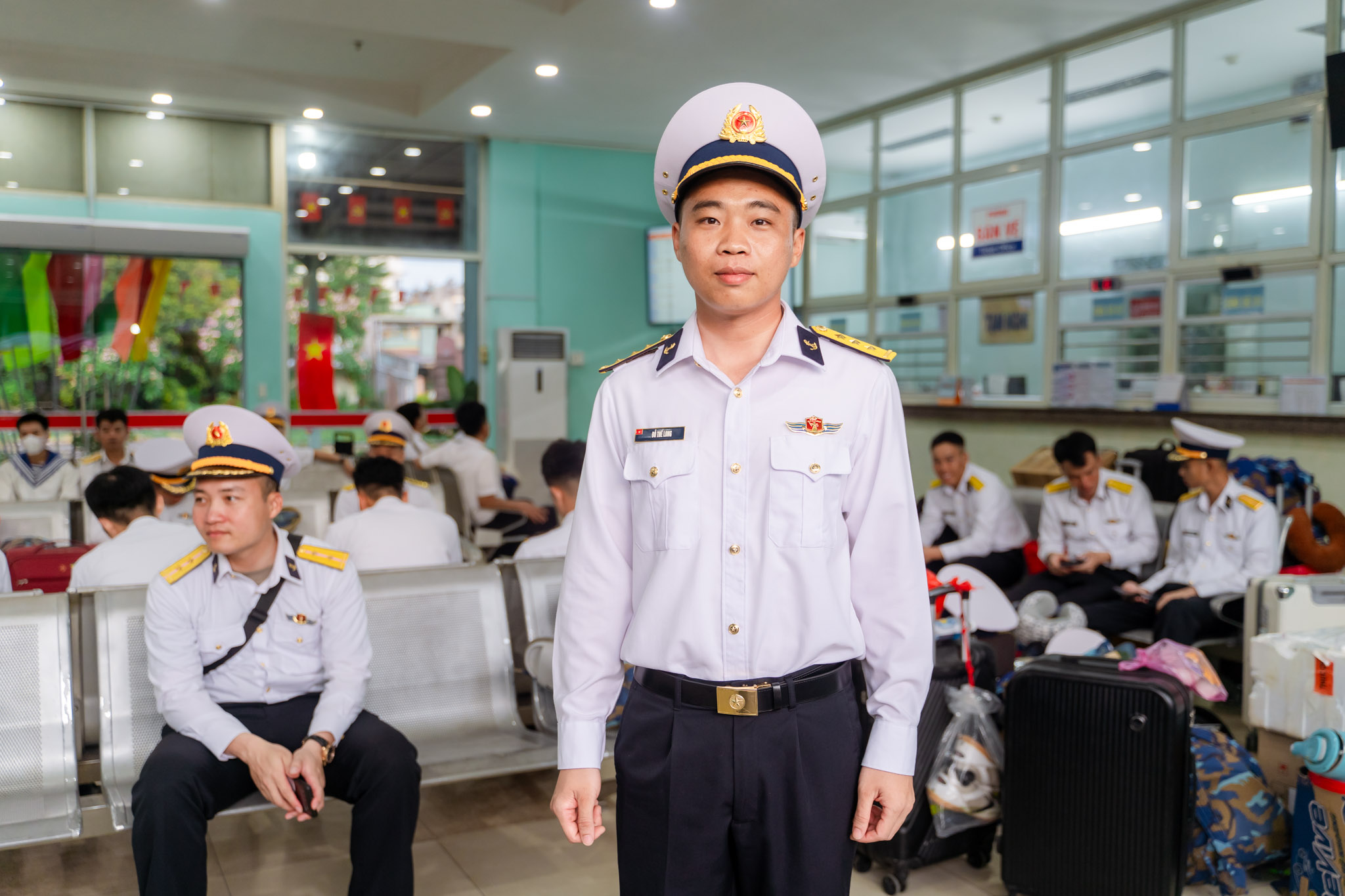 Khối diễu binh A50 tạm biệt TP HCM: "Tình cảm của bà con làm chúng tôi rất xúc động!"- Ảnh 17.