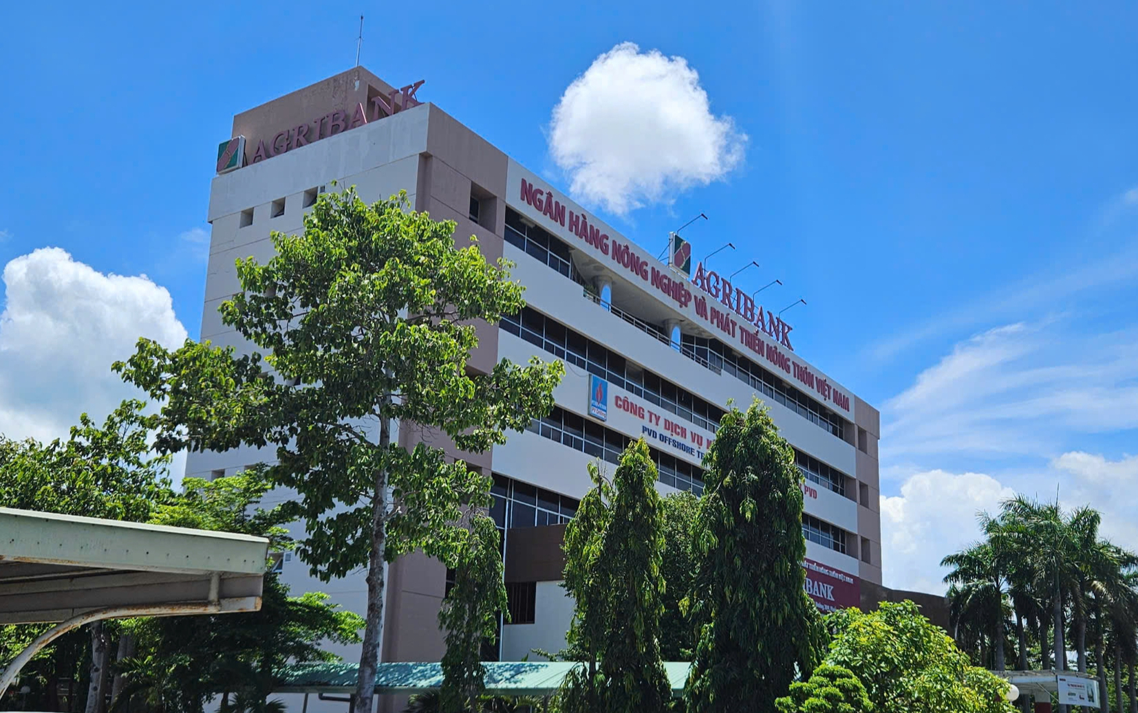 Nhanh trí ngăn cụ ông 71 tuổi chuyển 6,7 tỉ đồng cho nhóm lừa đảo- Ảnh 1.