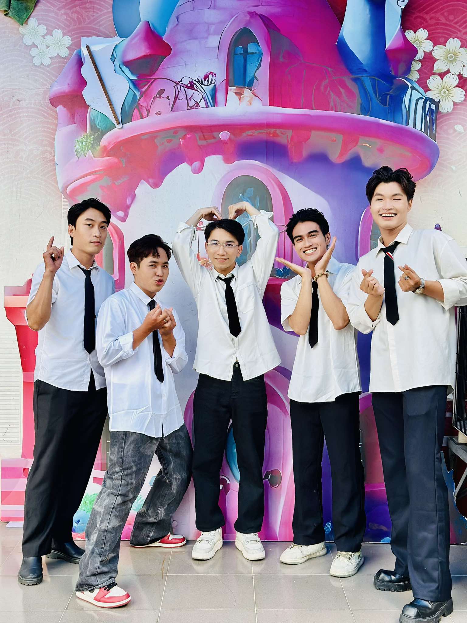 Khi Rap chạm vào đờn ca tài tử – Một cú giao thoa ấn tượng của Nhóm hát TDB- Ảnh 4.