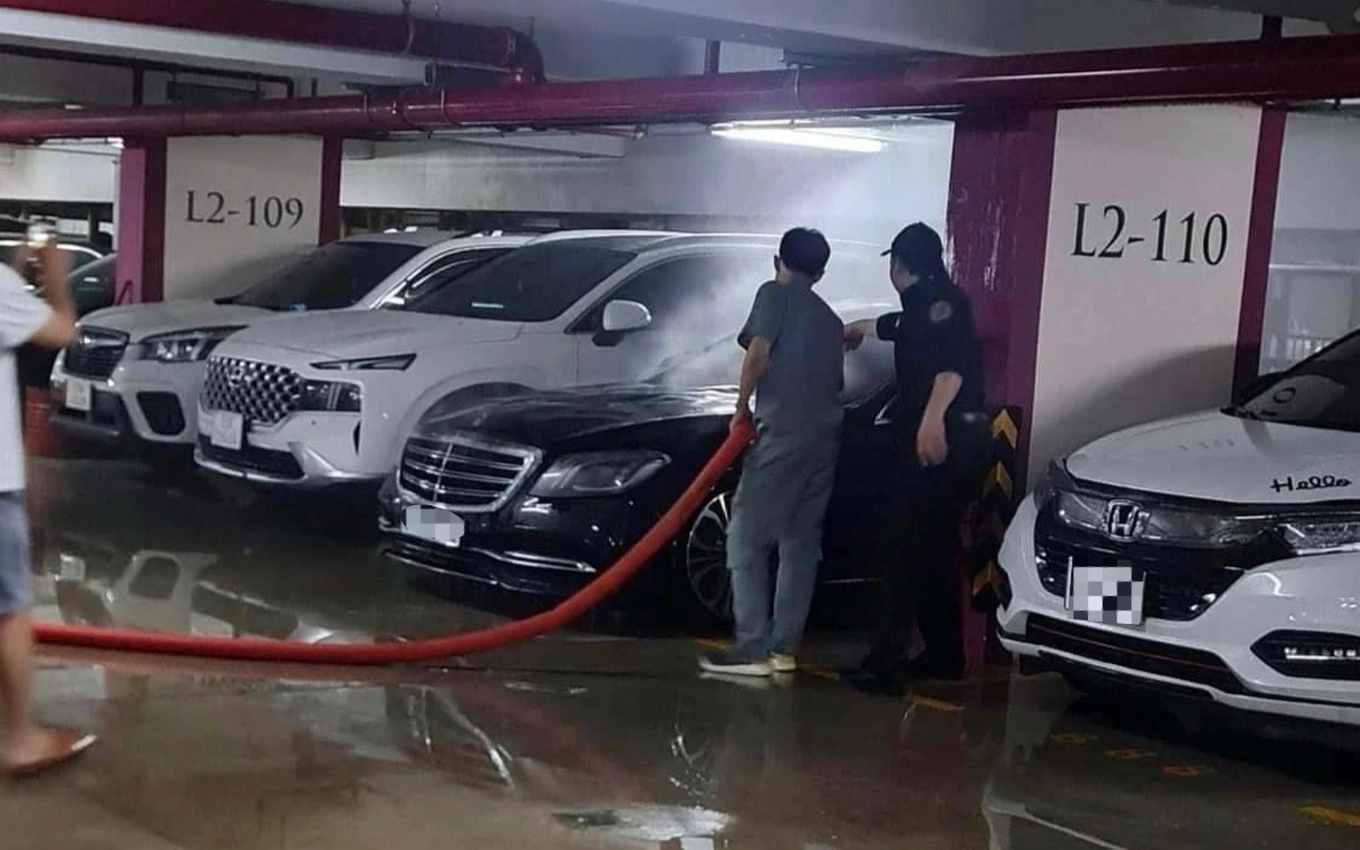 Ca sĩ Duy Mạnh thấy "không cần thiết" tiếp tục vụ kiện với Mercedes-Benz Việt Nam
