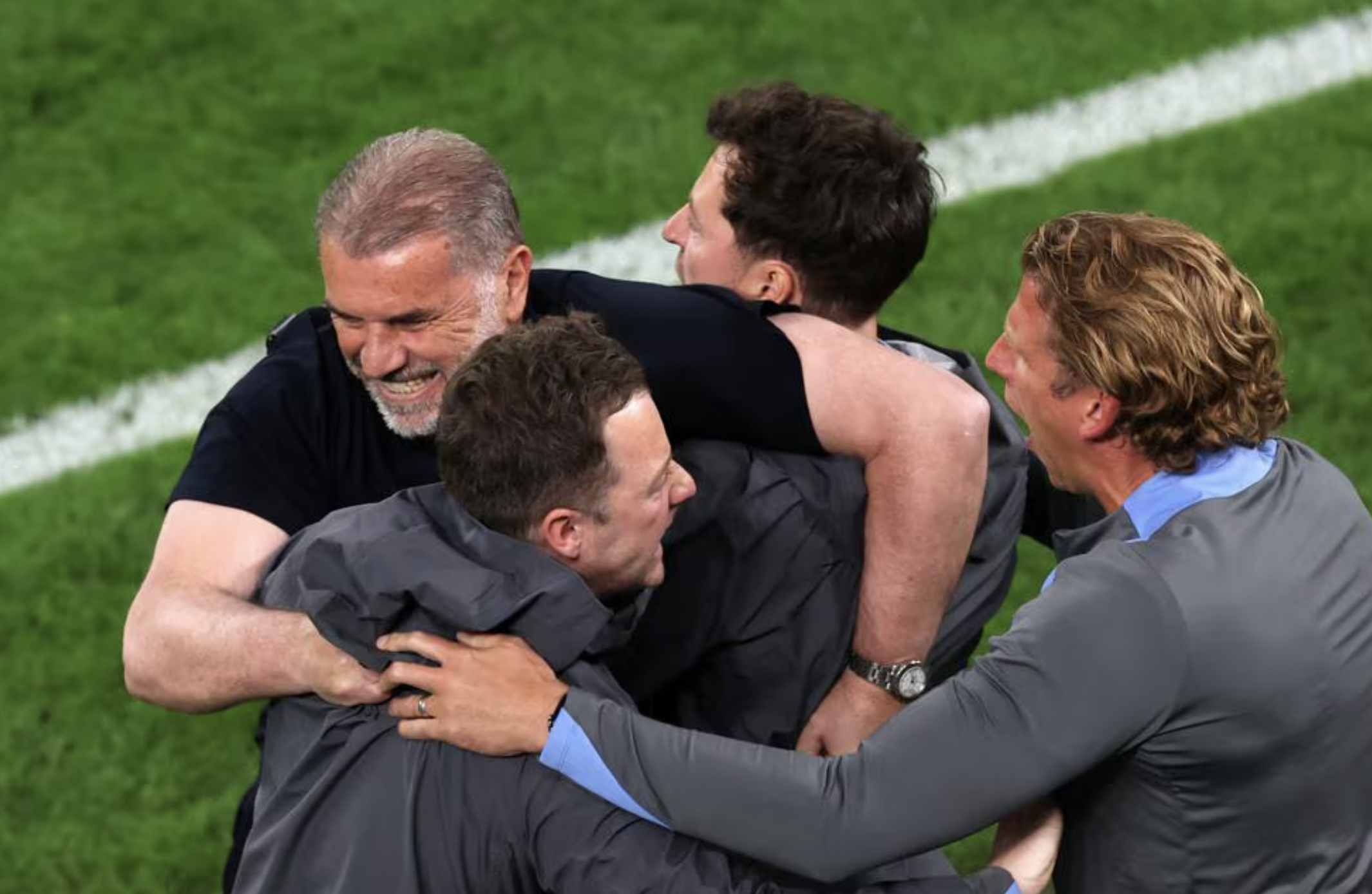 Đ&aacute;nh bại Man United, Tottenham th&agrave;nh t&acirc;n vương Europa League- Ảnh 10.