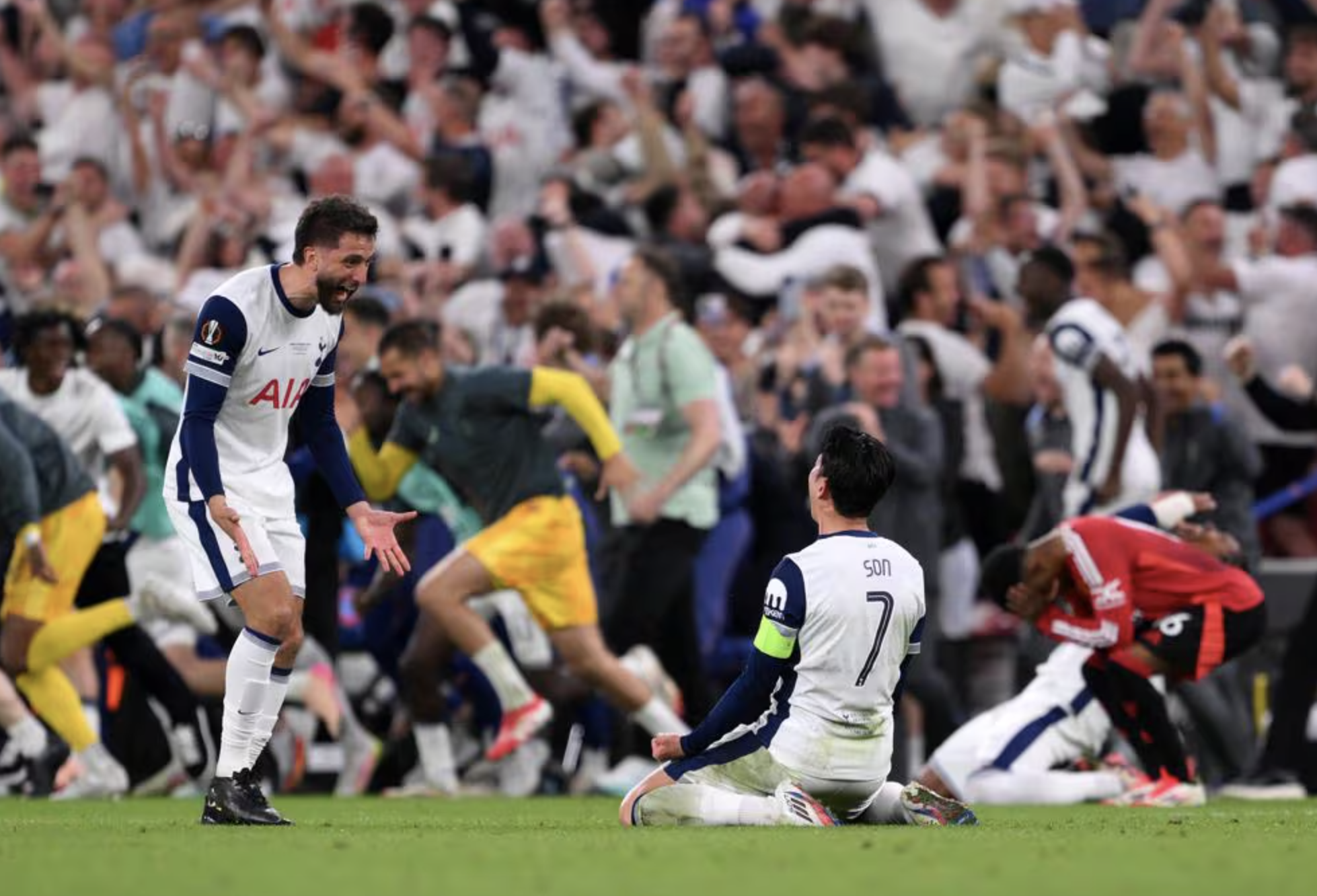 Đ&aacute;nh bại Man United, Tottenham th&agrave;nh t&acirc;n vương Europa League- Ảnh 8.