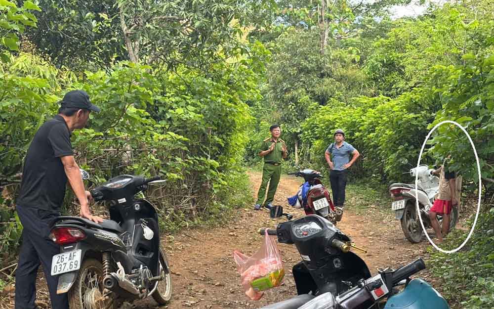B&aacute;c sĩ đ&acirc;m đồng nghiệp trong ph&ograve;ng kh&aacute;m ở Đồng Nai- Ảnh 2.