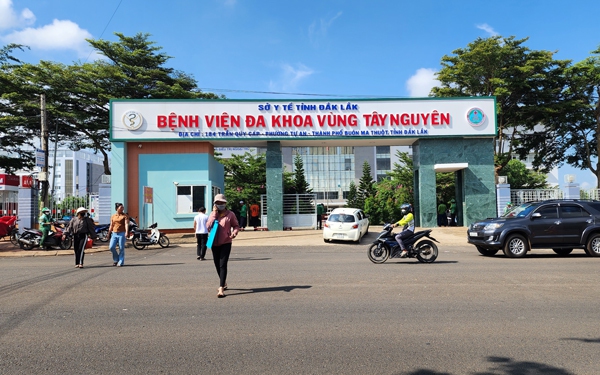 Sở Y tế tỉnh Đắk Lắk "lên tiếng" vụ nhiều bác sĩ "chạy" chứng chỉ hành nghề y giá trăm triệu- Ảnh 3.