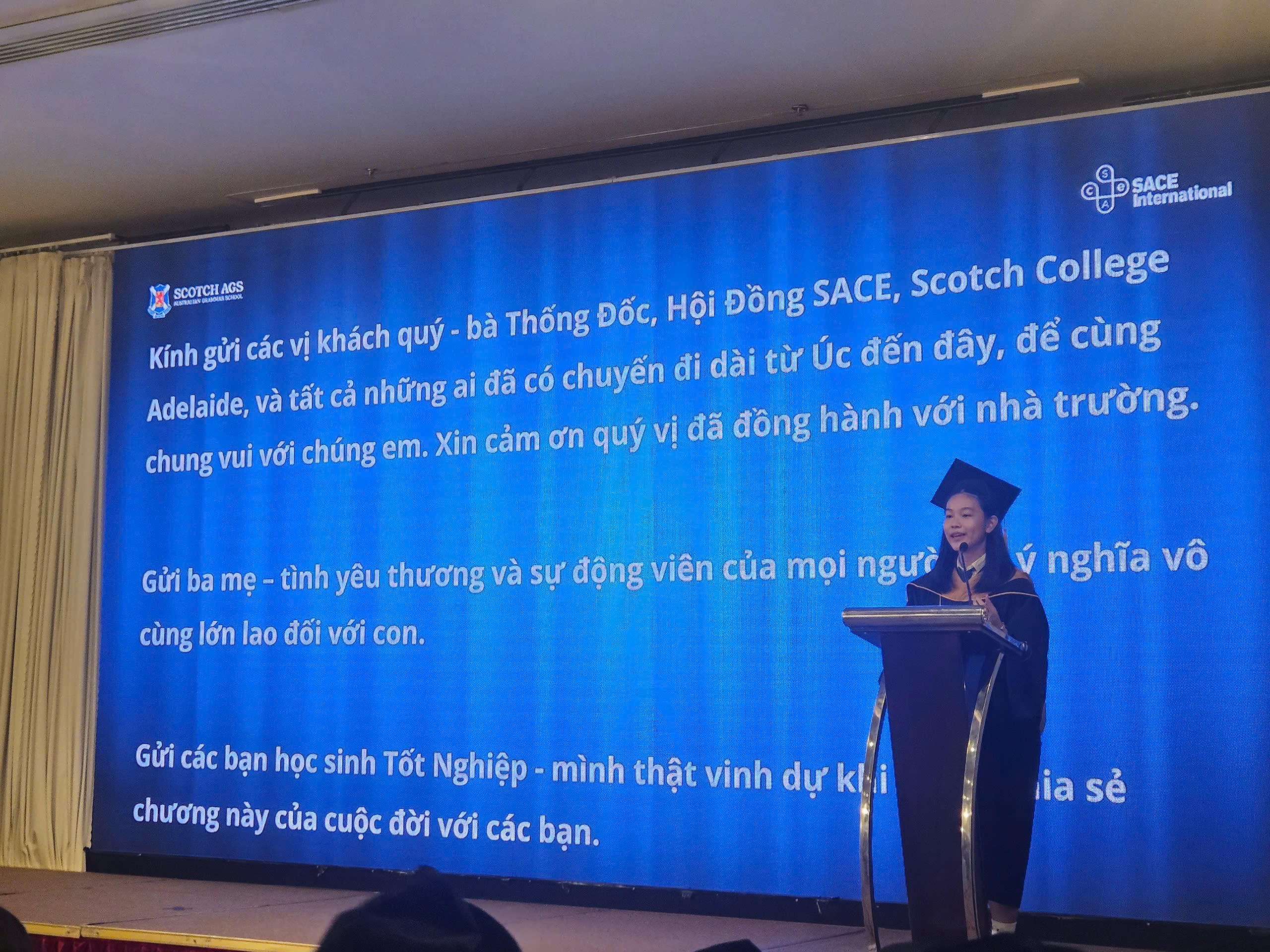 "Đừng chụp ảnh b&agrave;i giảng rồi n&oacute;i sẽ nghi&ecirc;n cứu sau" - Ảnh 3.