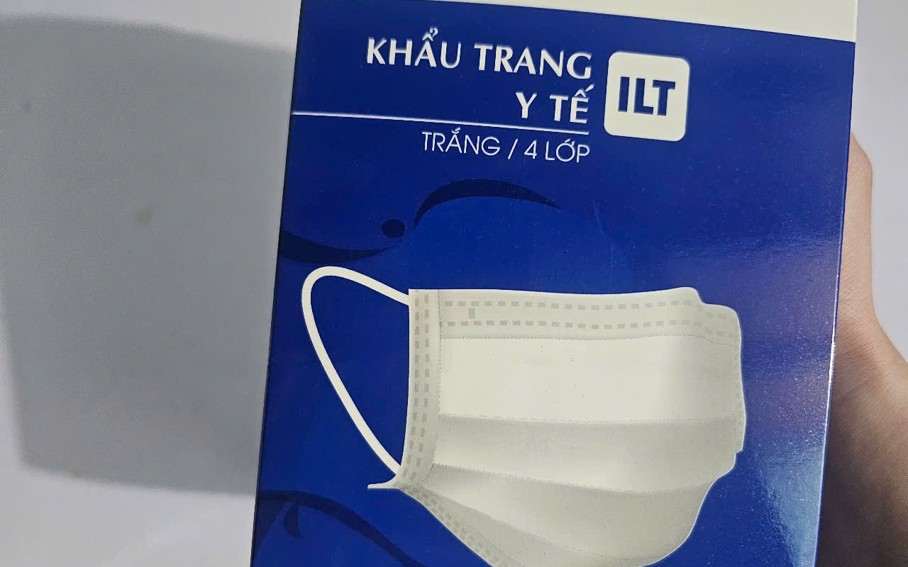 Khẩu trang đắt hàng sau khi số ca COVID-19 tăng