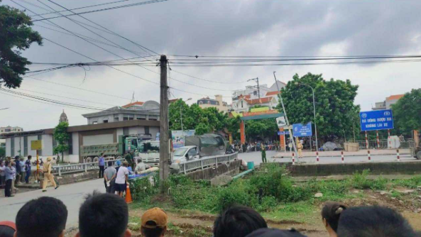 Hai t&agrave;i xế bị phạt t&ugrave; trong vụ tai nạn 4 mẹ con tử vong thương t&acirc;m - Ảnh 2.