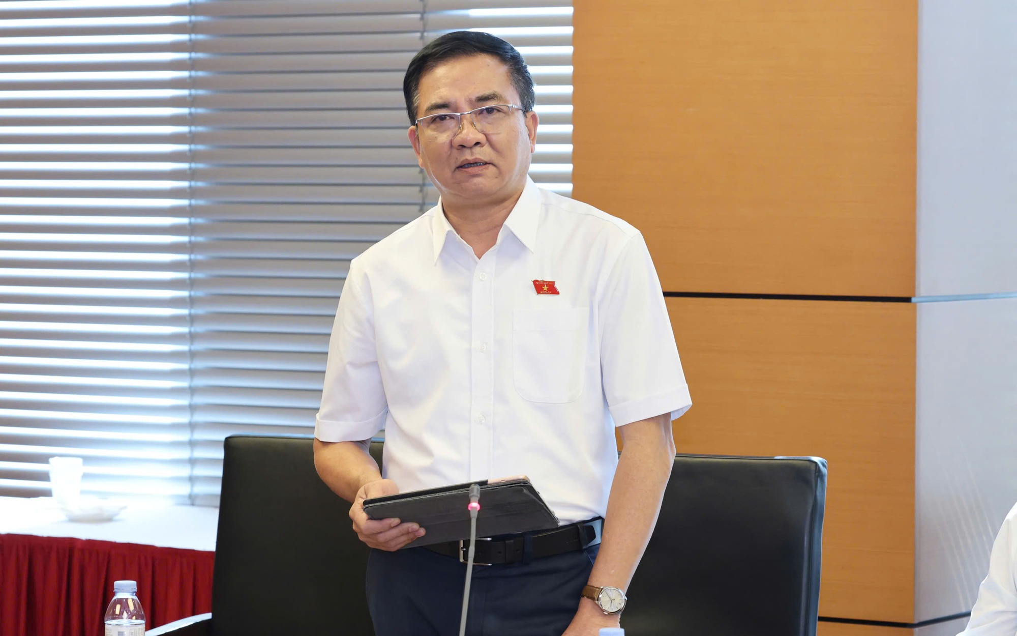 Đại biểu Quốc hội: Các gia đình có điều kiện không nhận hỗ trợ học phí, cần cơ chế cho trả lại