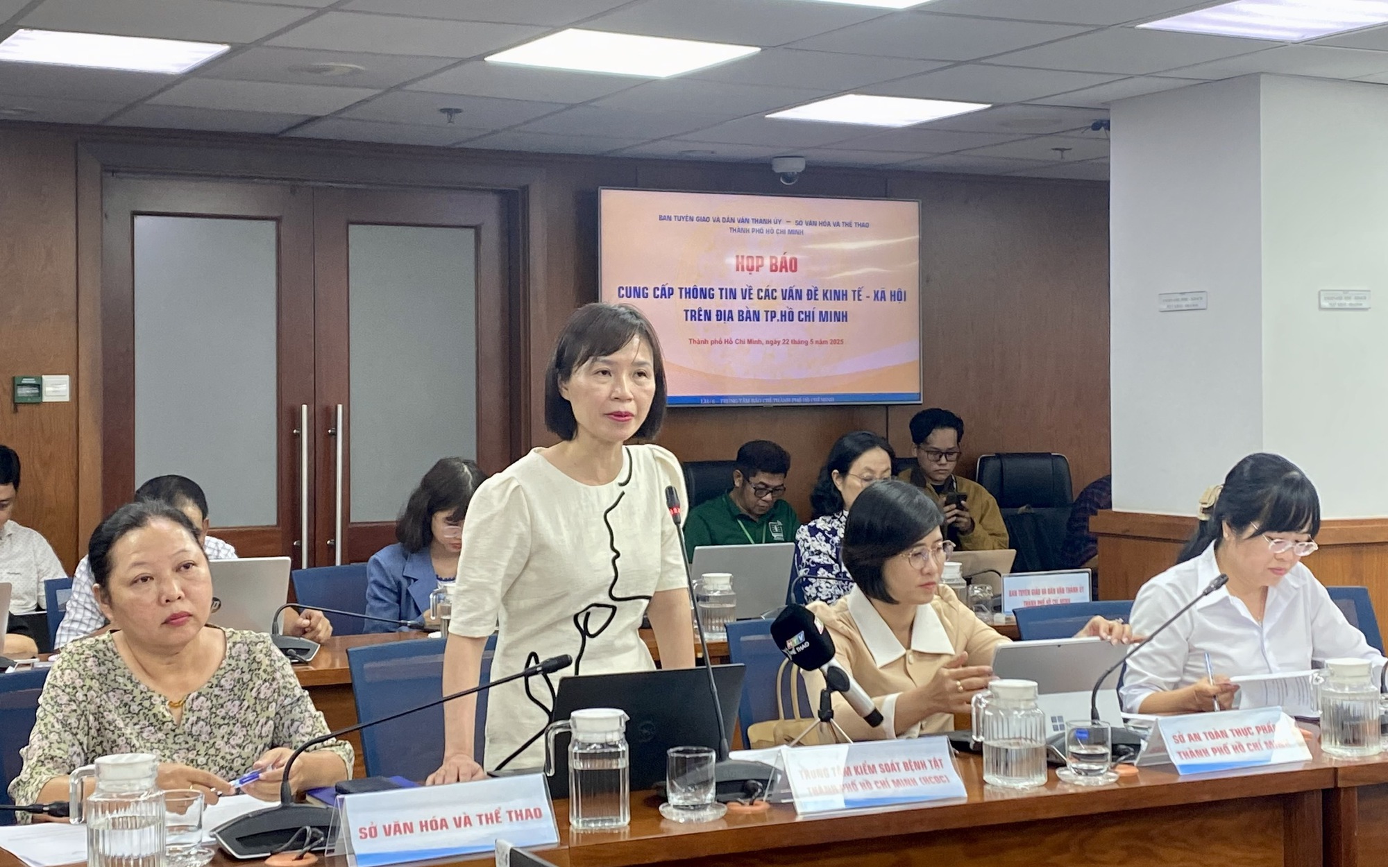 Thông tin mới nhất về tình hình dịch bệnh COVID-19 tại TP HCM