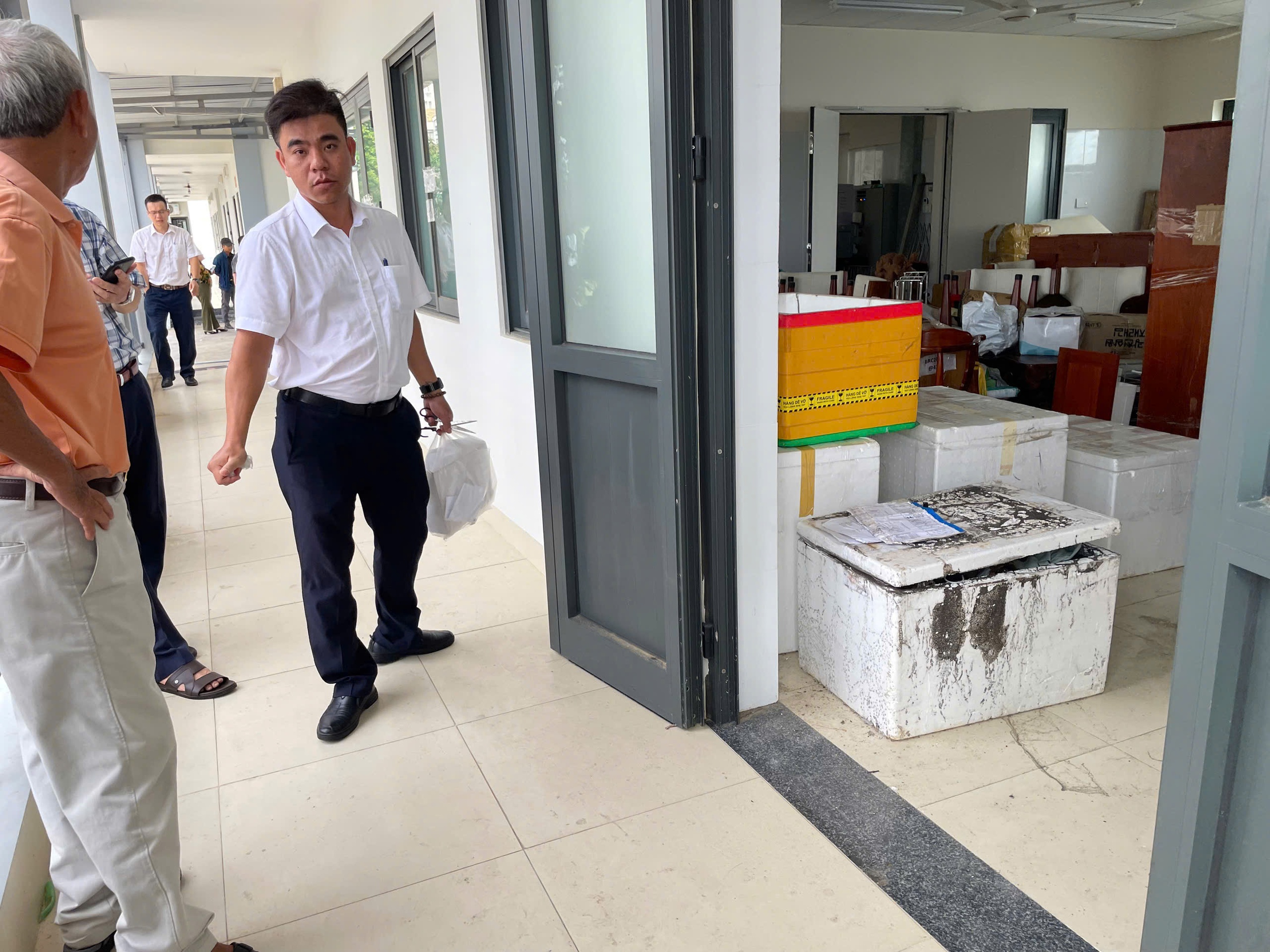 Một vụ trả tài sản không thuộc diện kê biên "kỳ lạ" ở Nha Trang- Ảnh 3.