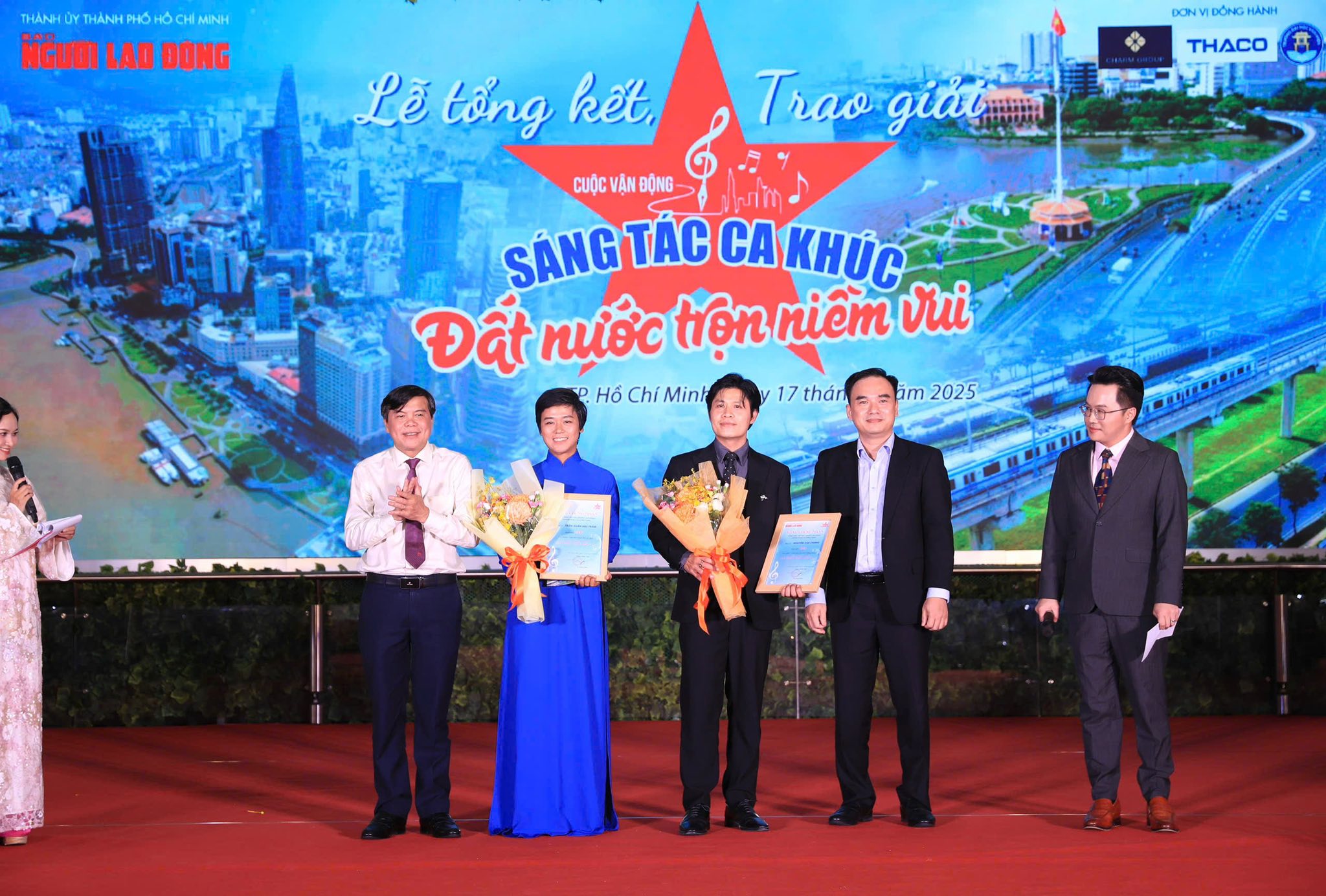 Nhạc sĩ Mai Trầm viết Ca kh&uacute;c "Theo dấu ch&acirc;n chiến dịch Hồ Ch&iacute; Minh" tham gia h&agrave;nh tr&igrave;nh về nguồn - Ảnh 2.