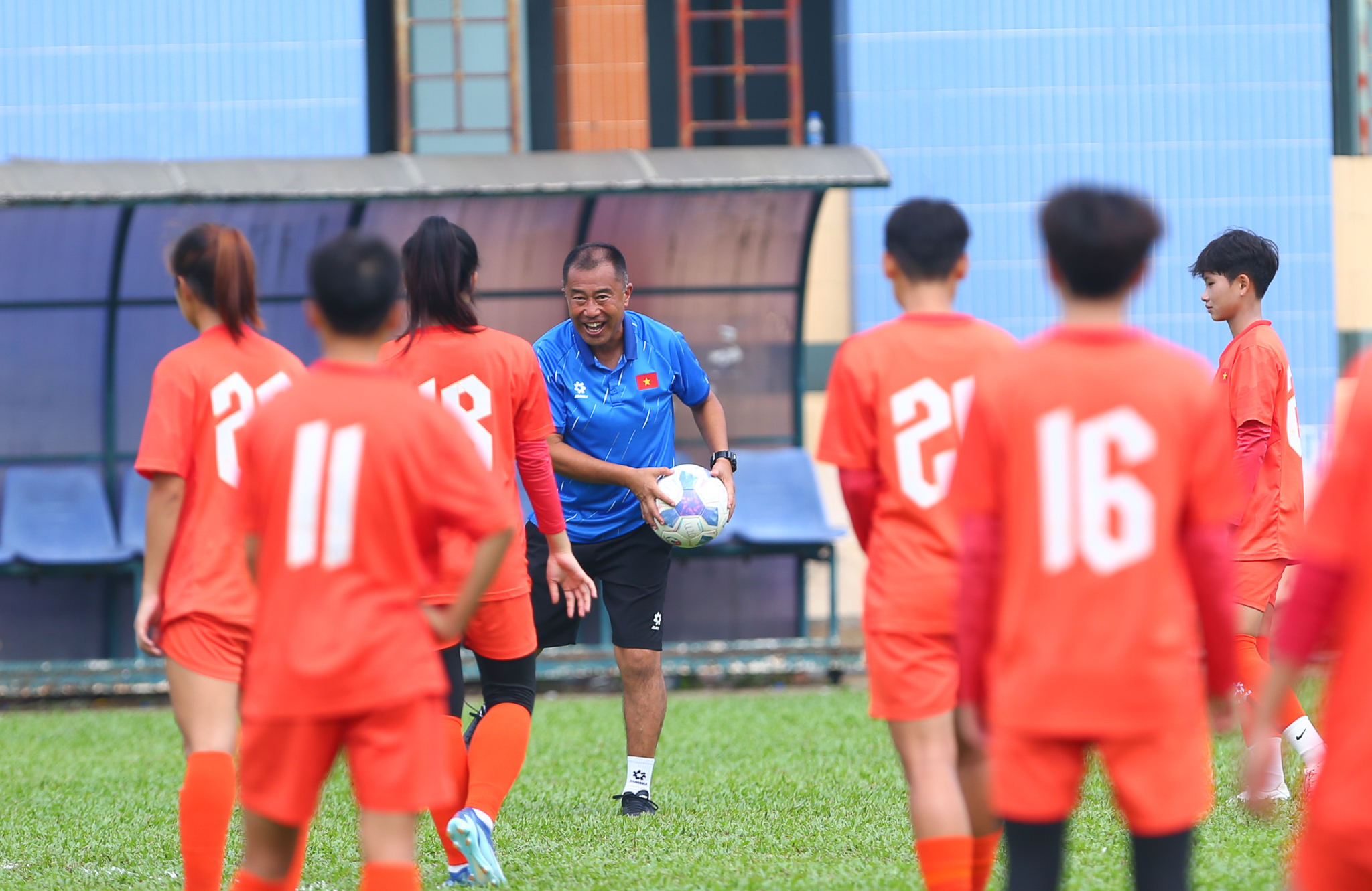 Ngắm các bống hồng xinh đẹp U19 nữ Việt Nam - Ảnh 8.