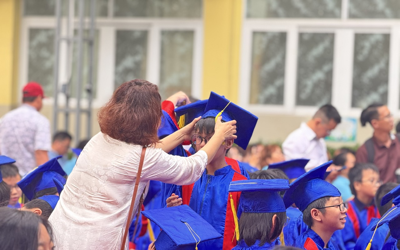 Xúc động thư cô hiệu trưởng gửi học sinh lớp 5 ngày chuyển cấp