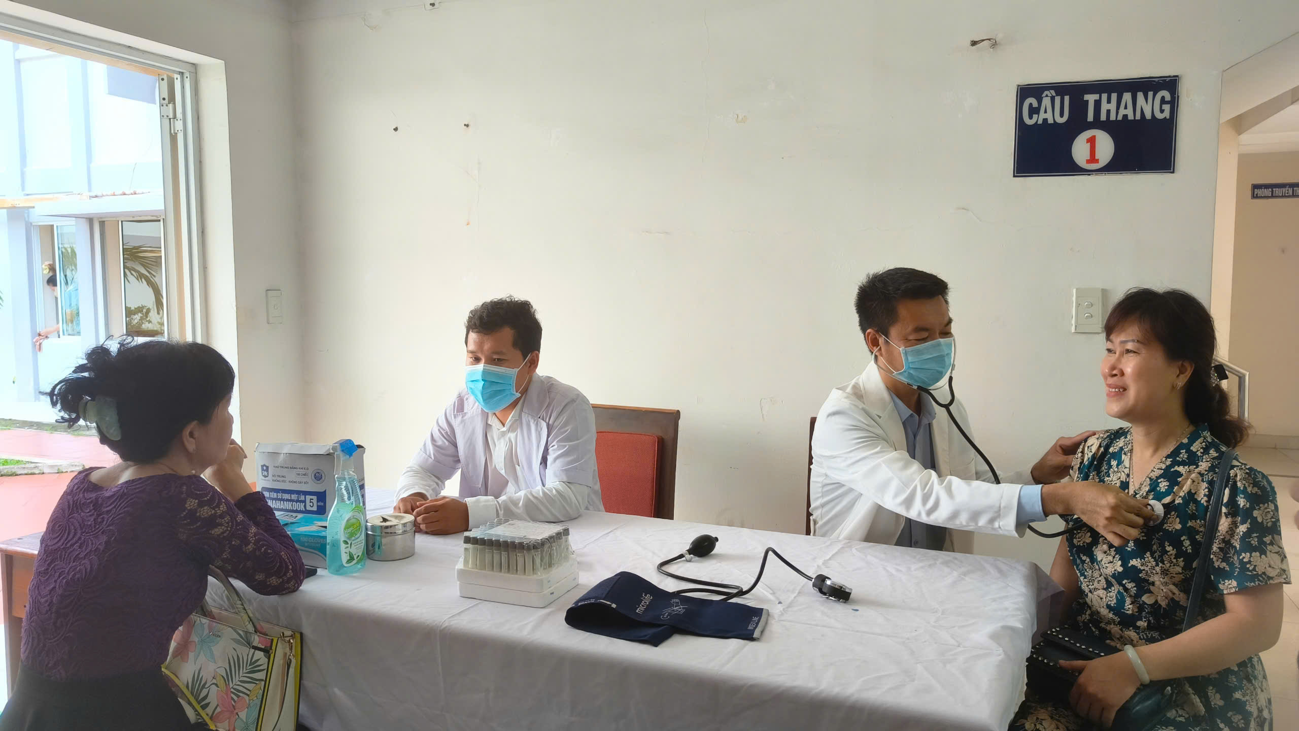 Lần đầu ti&ecirc;n 5.000 c&ocirc;ng nh&acirc;n TP HCM được đi nghỉ dưỡng với 10 tỉ đồng- Ảnh 1.