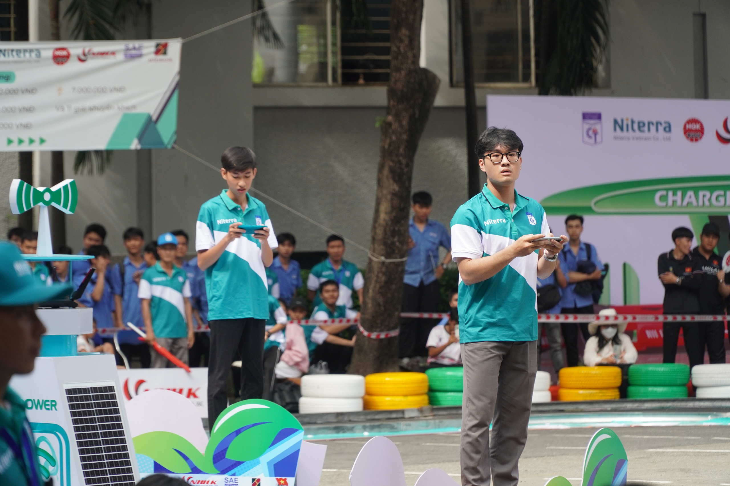 Ngắm d&agrave;n "si&ecirc;u xe" do sinh vi&ecirc;n chế tạo- Ảnh 3.