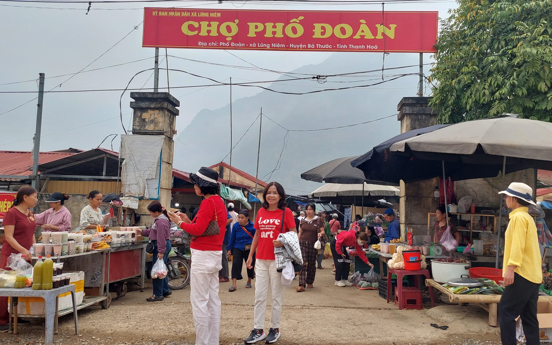 Phiên chợ nông sản Bình Đông 2025: Trải nghiệm hương vị quê hương độc đáo - Ảnh 1.
