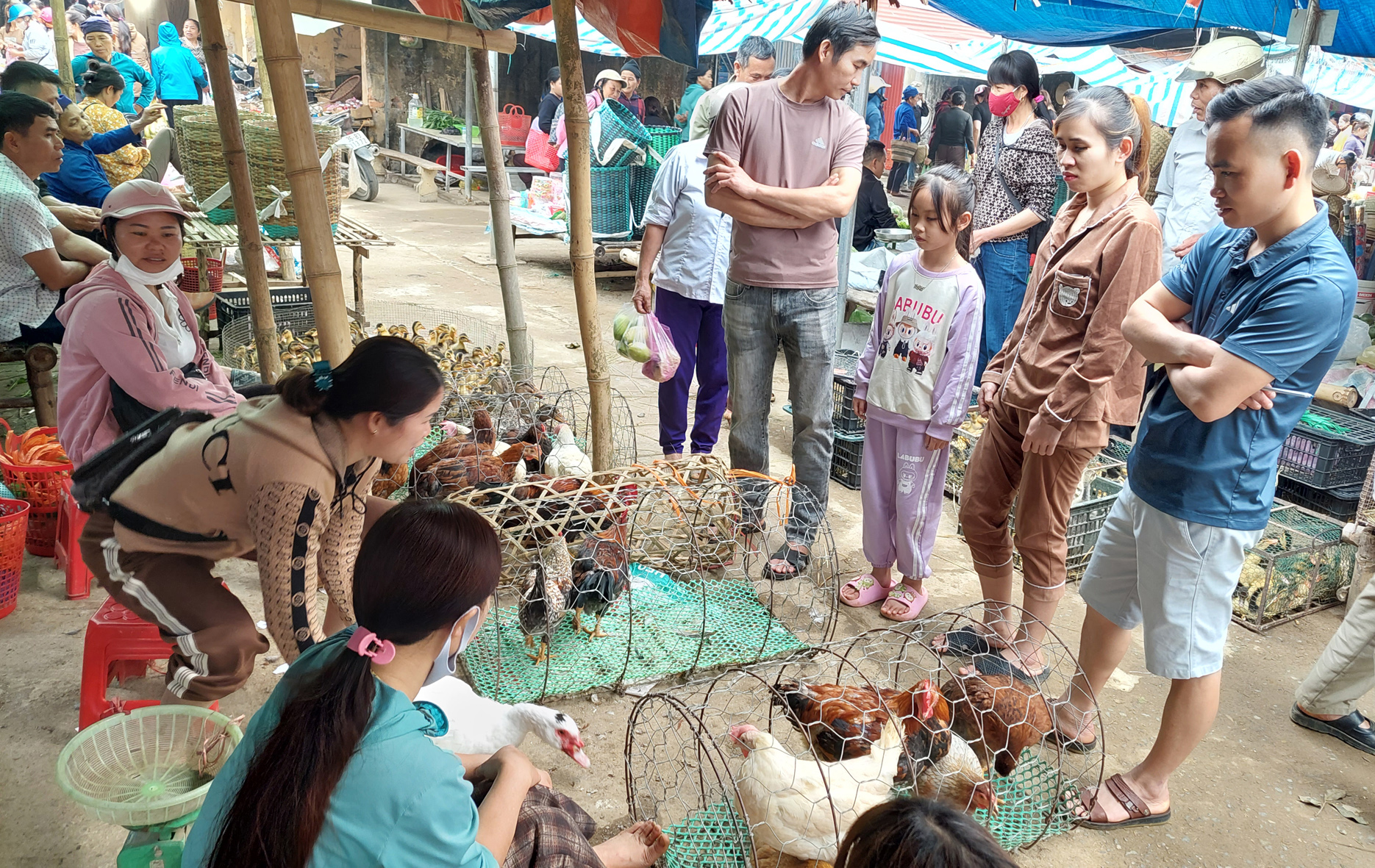 Độc đáo chợ phiên Phố Đoàn - Ảnh 6.