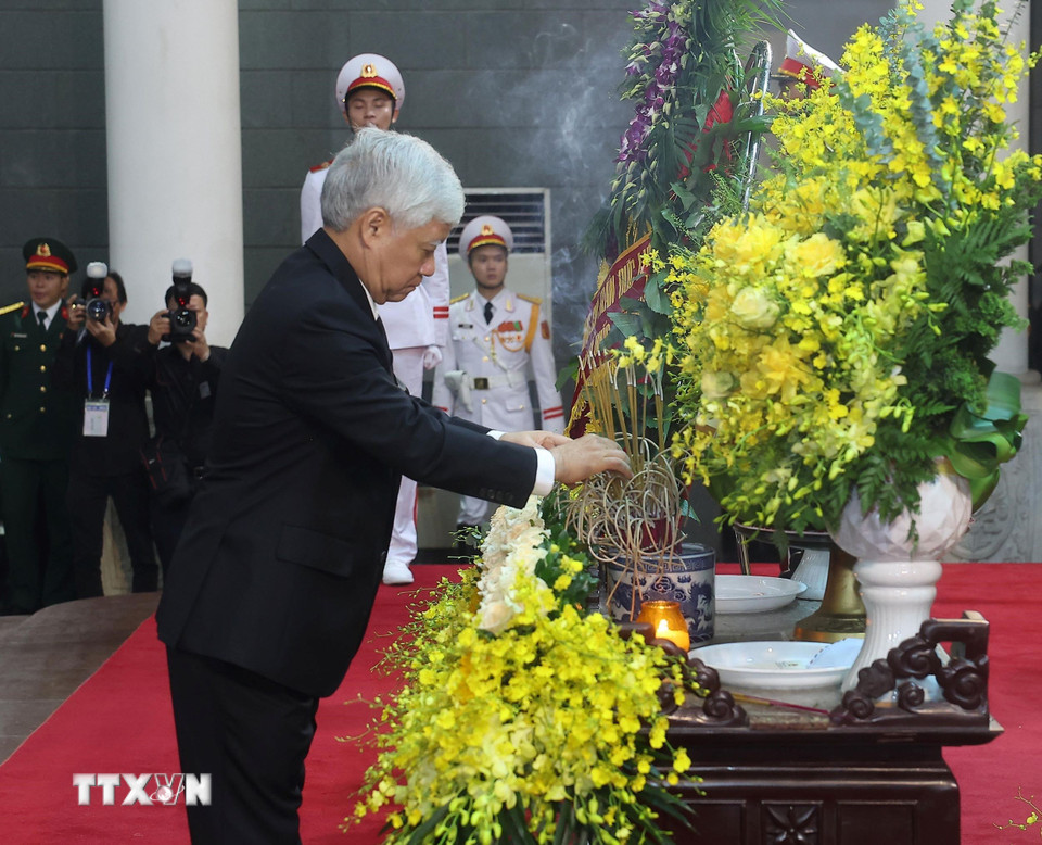 Lễ Quốc tang nguy&ecirc;n Chủ tịch nước Trần Đức Lương- Ảnh 12.