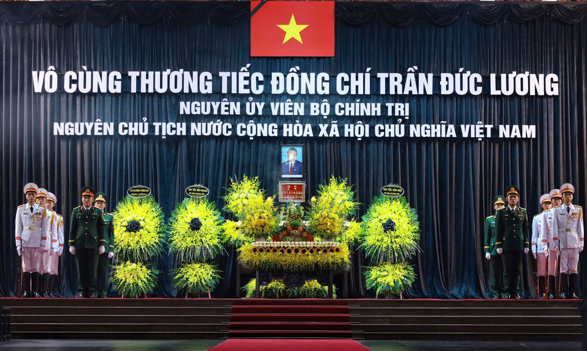 Trọng thể Lễ truy điệu nguy&ecirc;n Chủ tịch nước Trần Đức Lương - Ảnh 1.