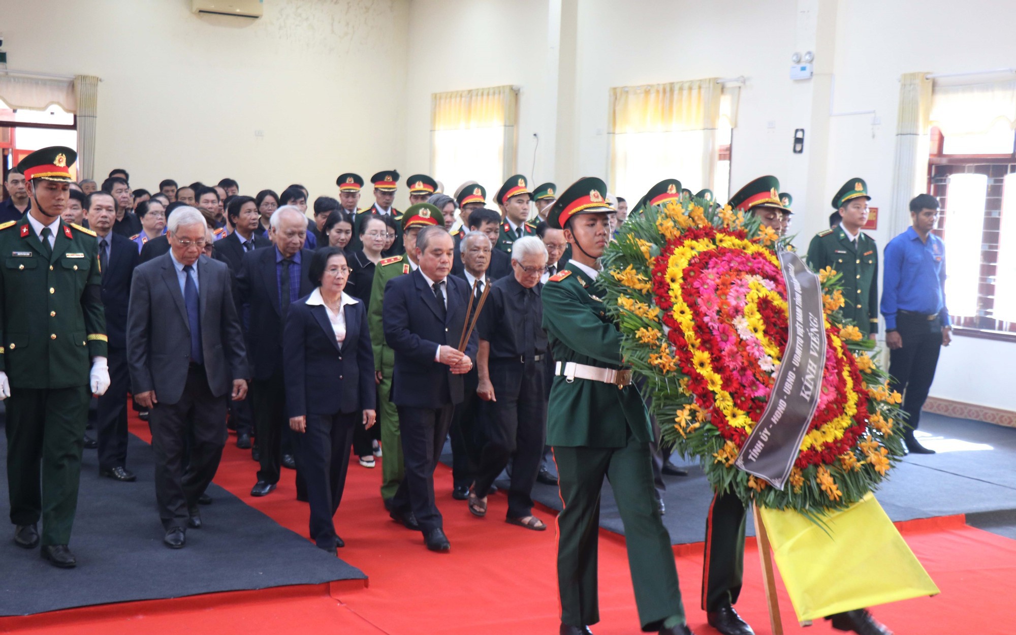 Trang nghiêm Lễ viếng nguyên Chủ tịch nước Trần Đức Lương tại Quảng Ngãi