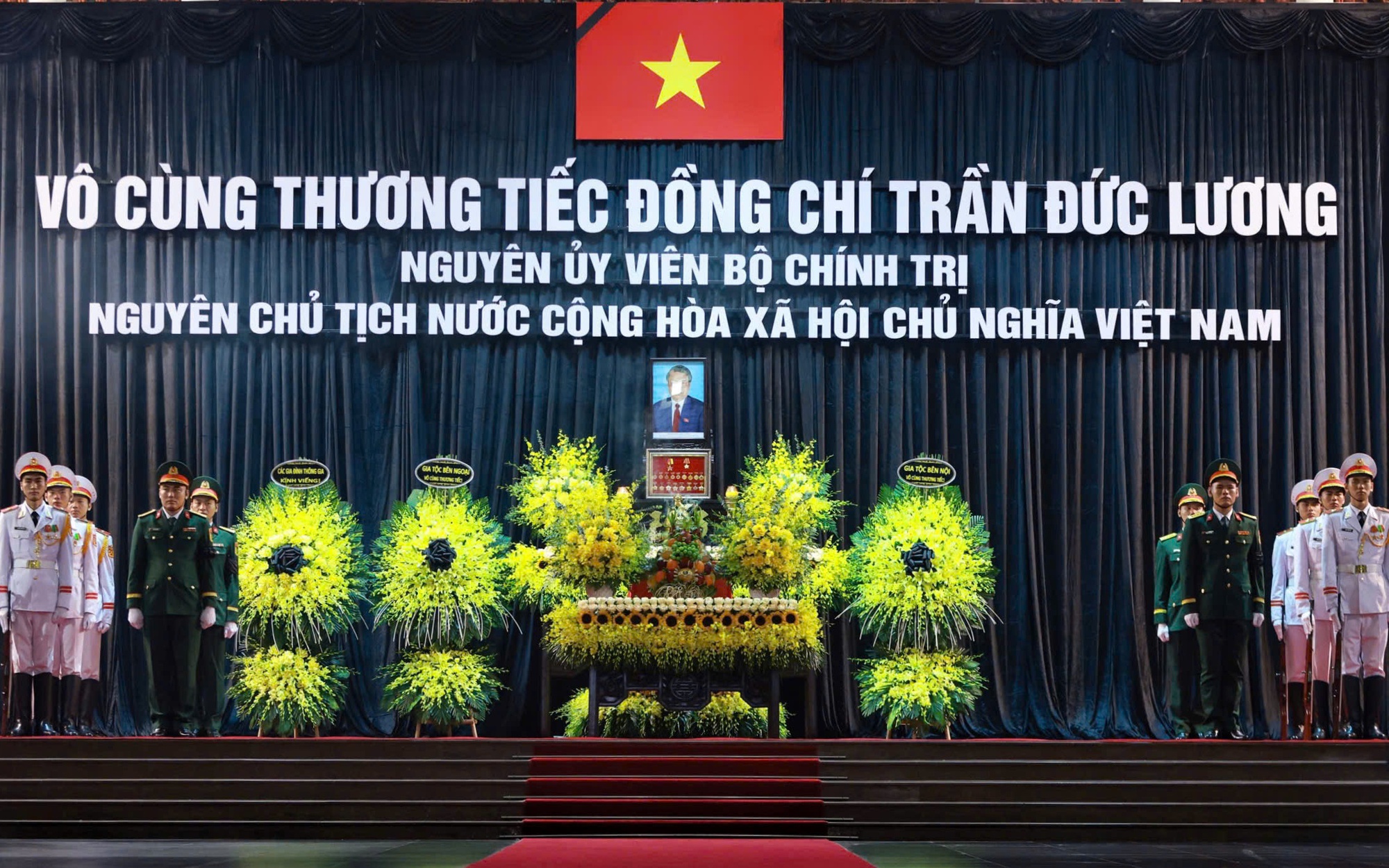 Lễ Quốc tang nguyên Chủ tịch nước Trần Đức Lương