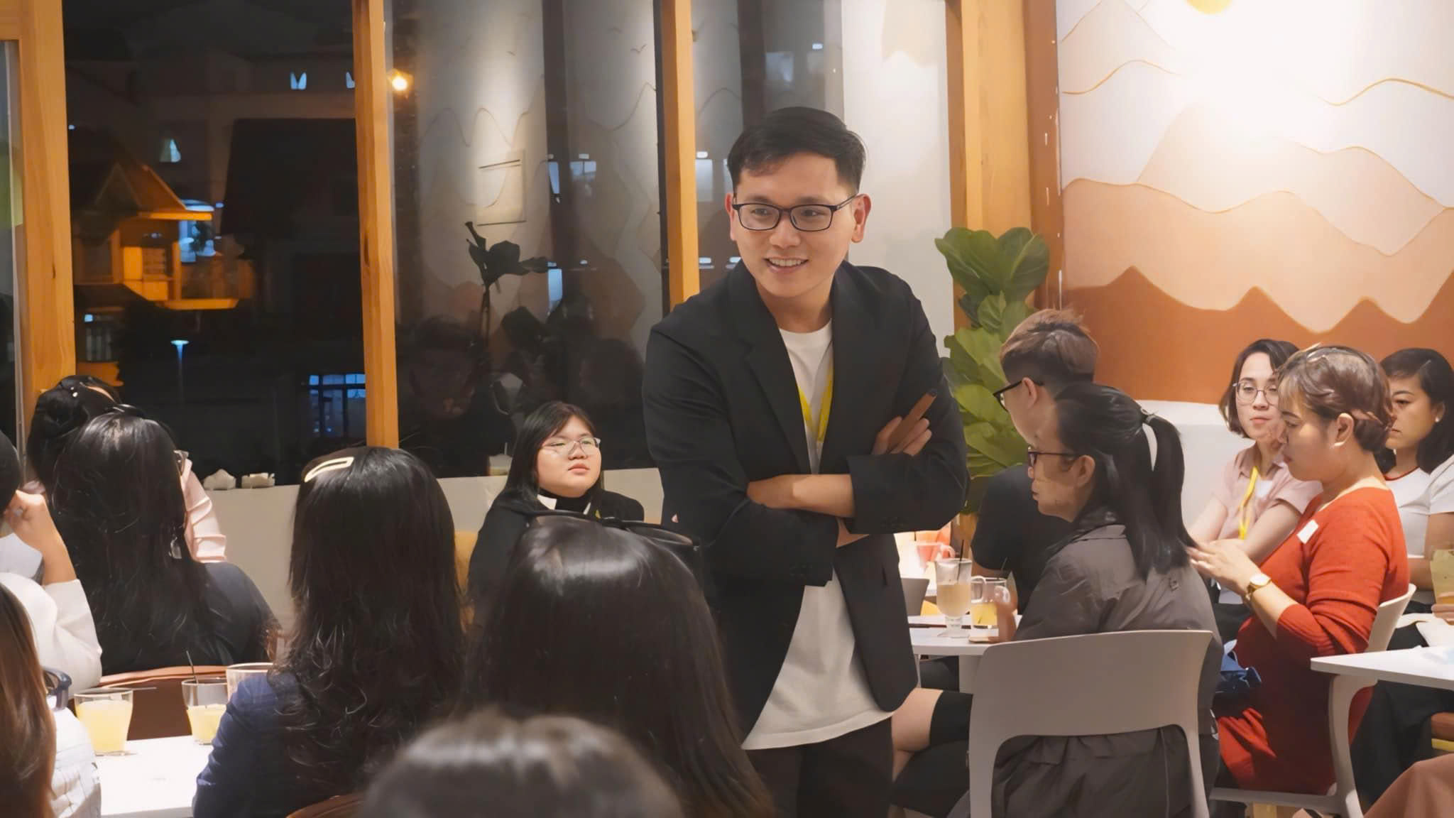 Bước ra khỏi v&ugrave;ng an to&agrave;n- Ảnh 1.