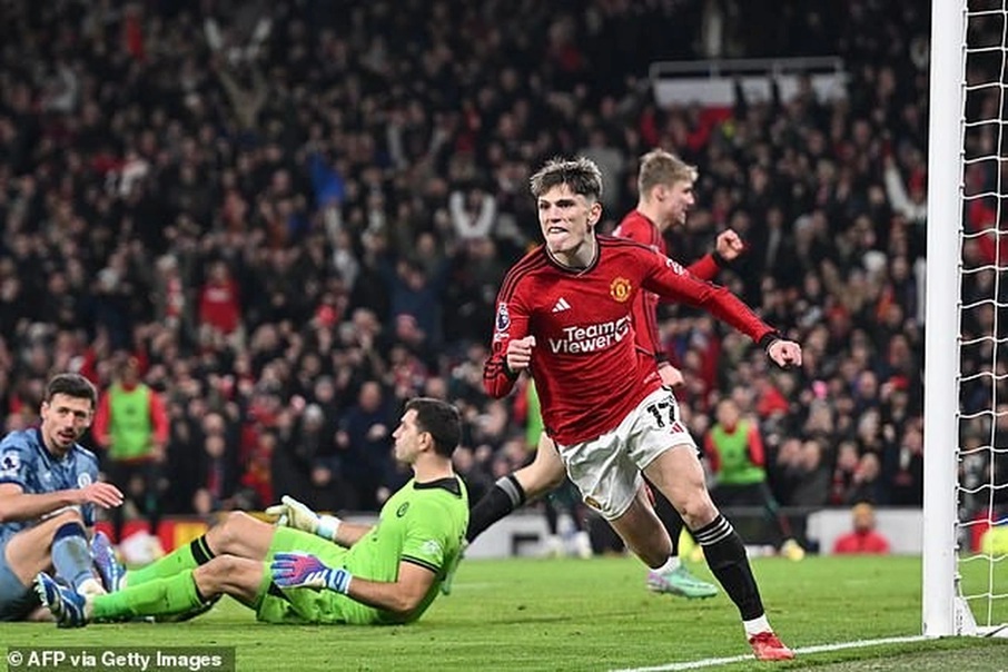 Soi tỉ số trận Manchester United - Aston Villa: Đ&ecirc;m cuối m&ugrave;a ở Old Trafford- Ảnh 1.