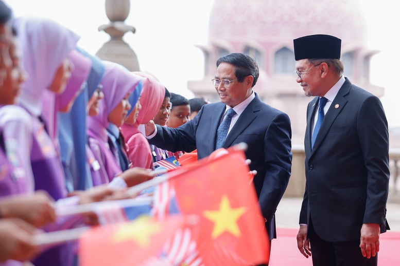 Lễ đ&oacute;n Thủ tướng Phạm Minh Ch&iacute;nh thăm ch&iacute;nh thức Malaysia- Ảnh 10.
