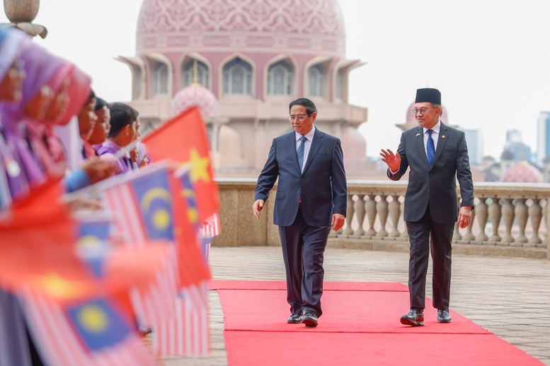Lễ đ&oacute;n Thủ tướng Phạm Minh Ch&iacute;nh thăm ch&iacute;nh thức Malaysia- Ảnh 9.