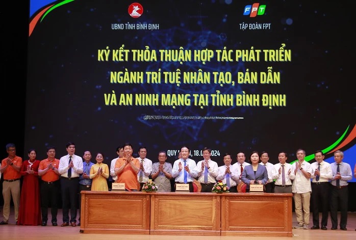 Bình Định đặt mục tiêu trở thành trung tâm công nghệ hàng đầu Việt Nam - Ảnh 2.