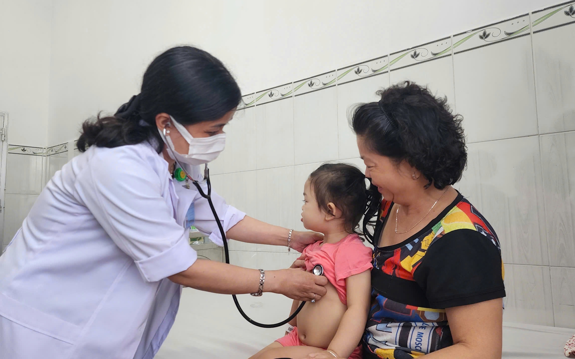 AI gi&uacute;p Bệnh viện Bệnh nhiệt đới TP HCM dự b&aacute;o sớm dịch bệnh- Ảnh 2.