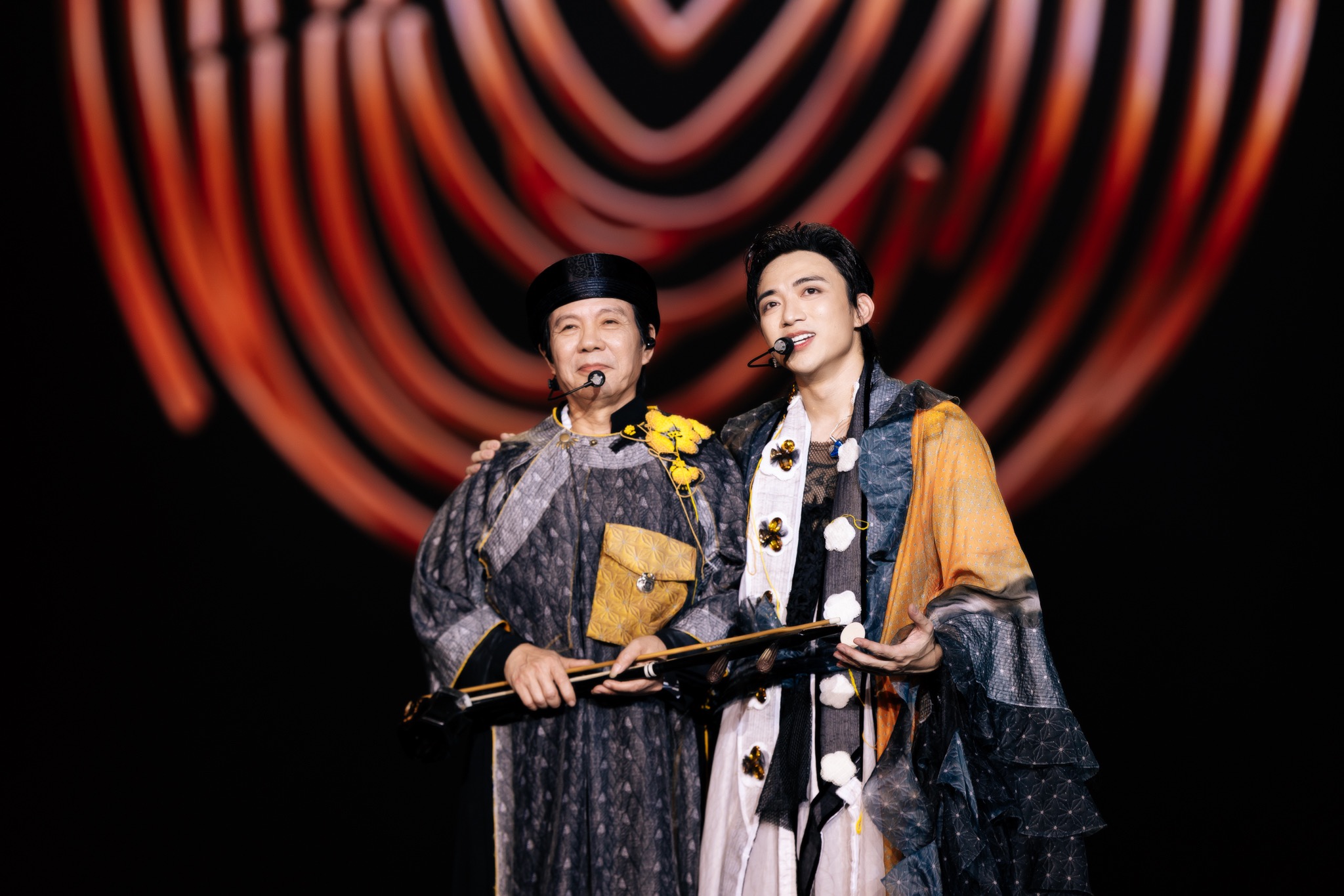 Live concert của SOOBIN: chỉ một chữ "đỉnh"
- Ảnh 3.