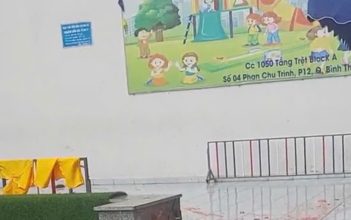 Ph&aacute;t hiện người đ&agrave;n &ocirc;ng tử vong trong t&ograve;a nh&agrave; ng&acirc;n h&agrave;ng - Ảnh 2.