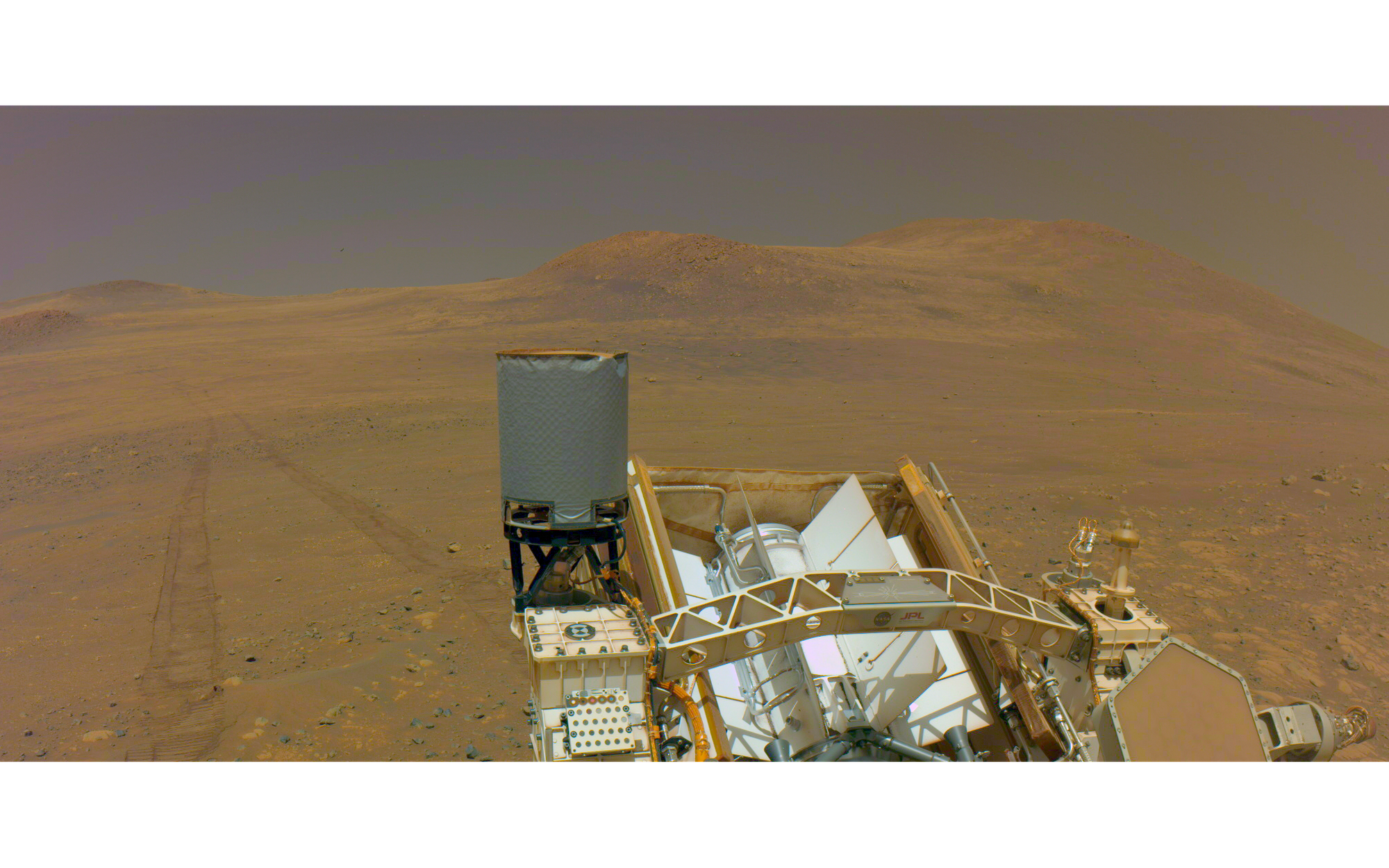 Tàu săn sự sống NASA có phát hiện mới ở "đầm cá sấu" ngoài Trái Đất