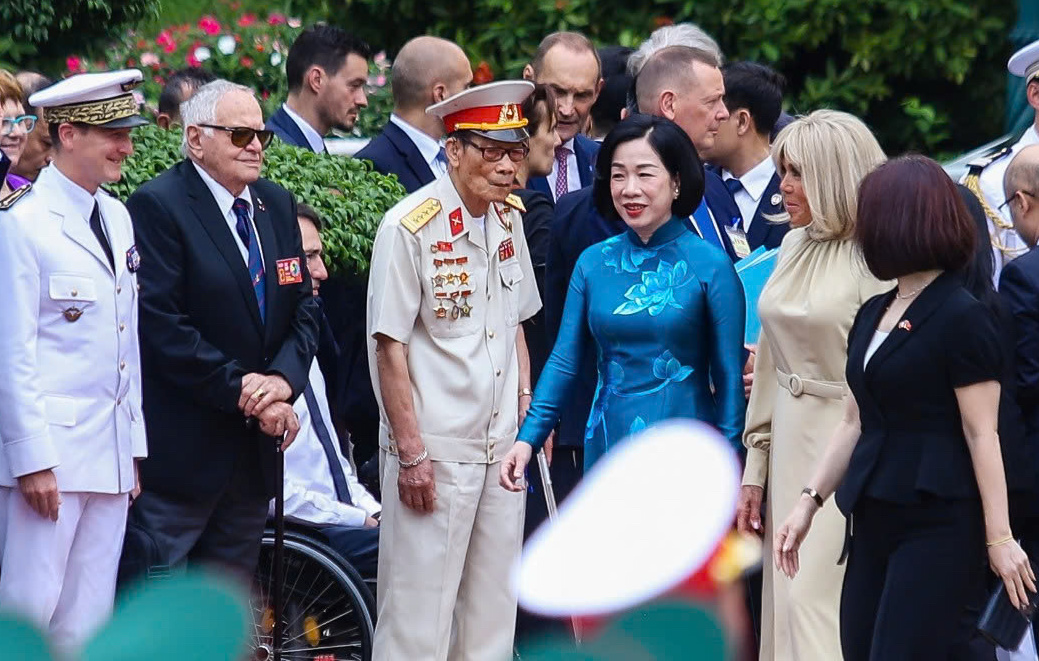 Lễ đón Tổng thống Pháp Emmanuel Macron thăm cấp Nhà nước tới Việt Nam - Ảnh 15.