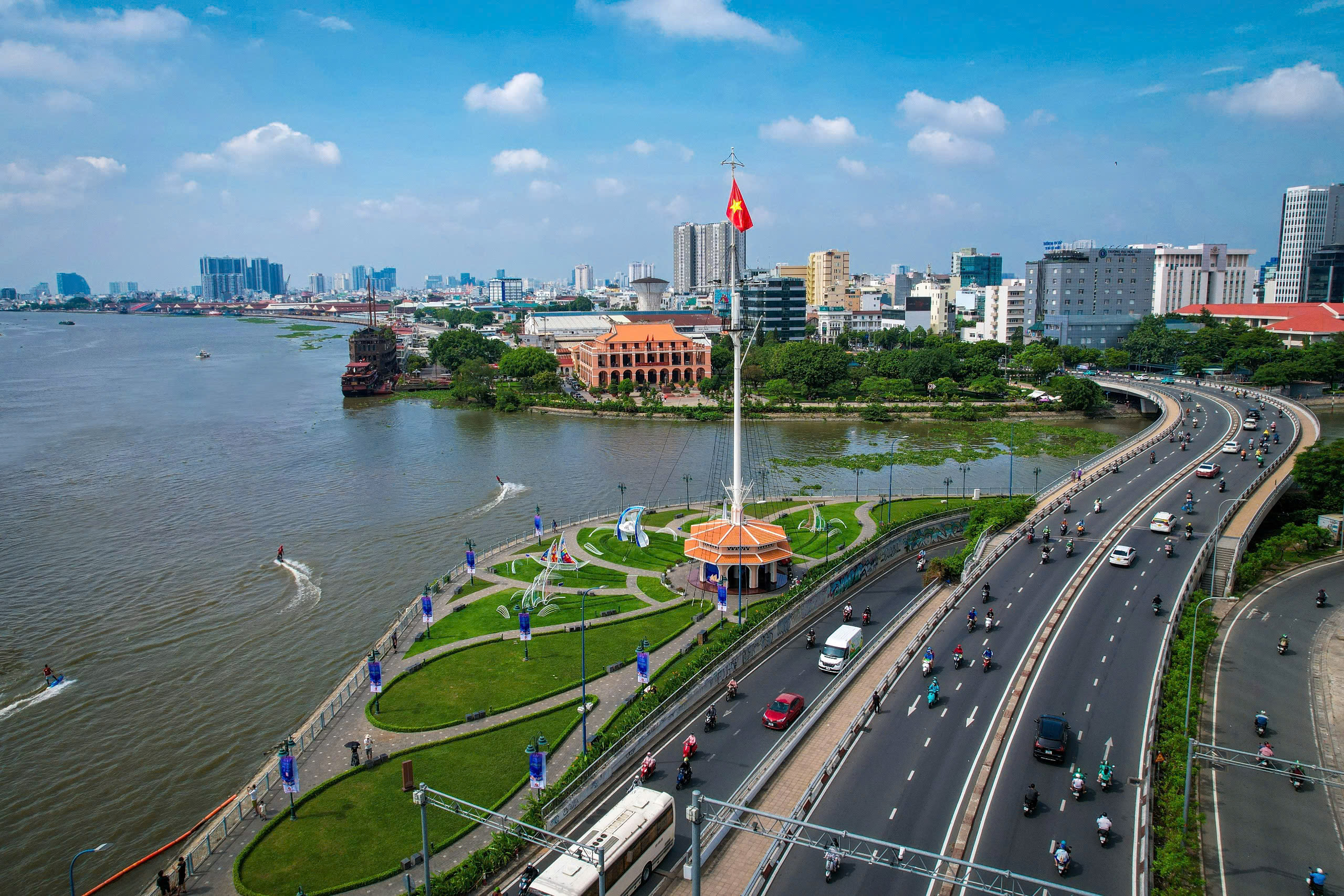 TP HCM hướng dẫn cách sang tên xe trên online - Ảnh 1.
