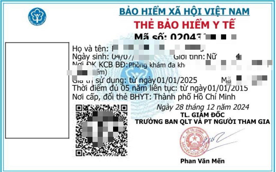 Sắp ngừng cấp thẻ BHYT giấy, người chưa có căn cước hoặc VNeID phải làm gì?