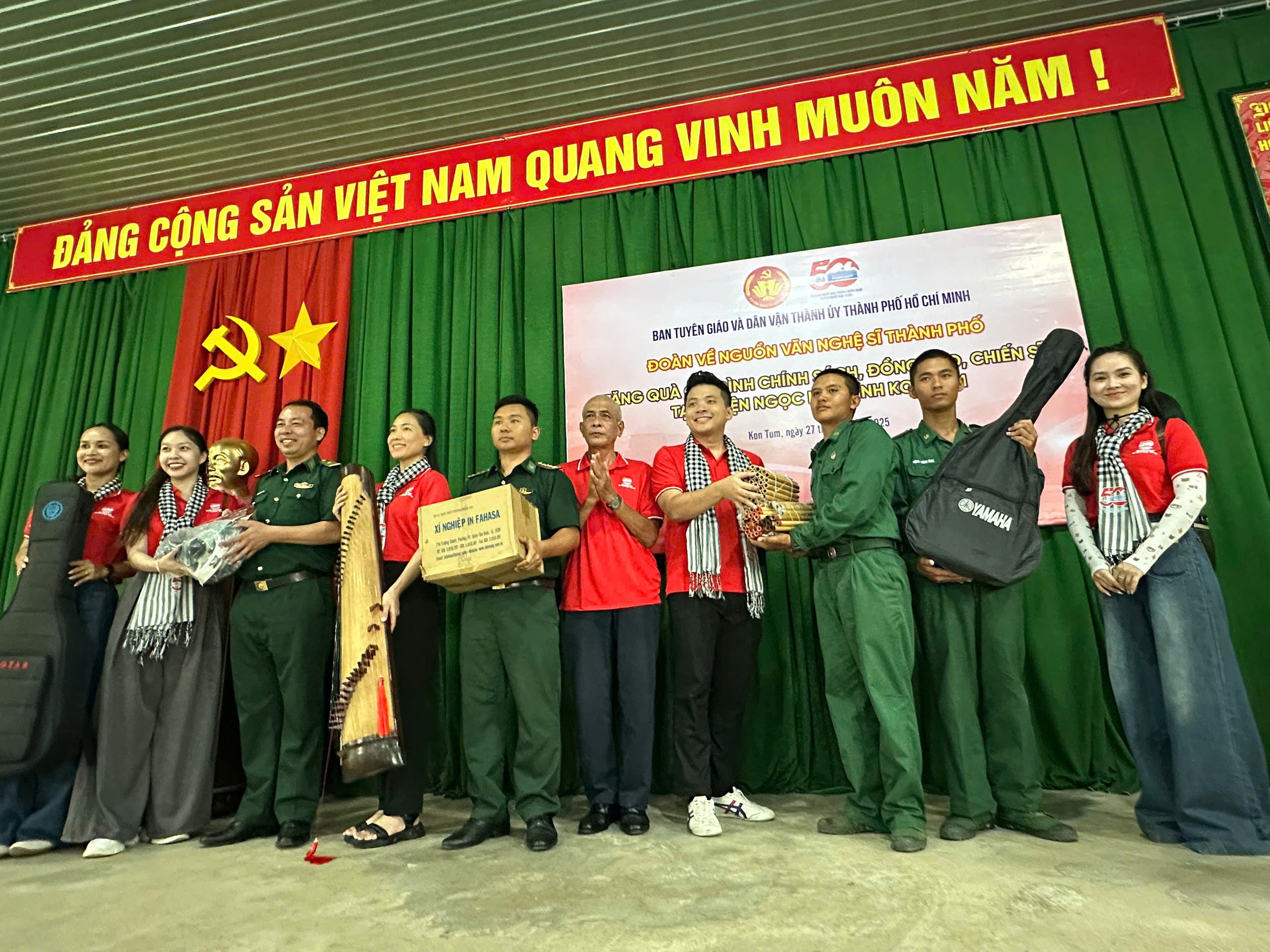 &ldquo;Theo dấu ch&acirc;n cuộc Tổng tiến c&ocirc;ng v&agrave; nổi dậy m&ugrave;a Xu&acirc;n 1975&rdquo;: Về với bi&ecirc;n cương Tổ quốc- Ảnh 11.
