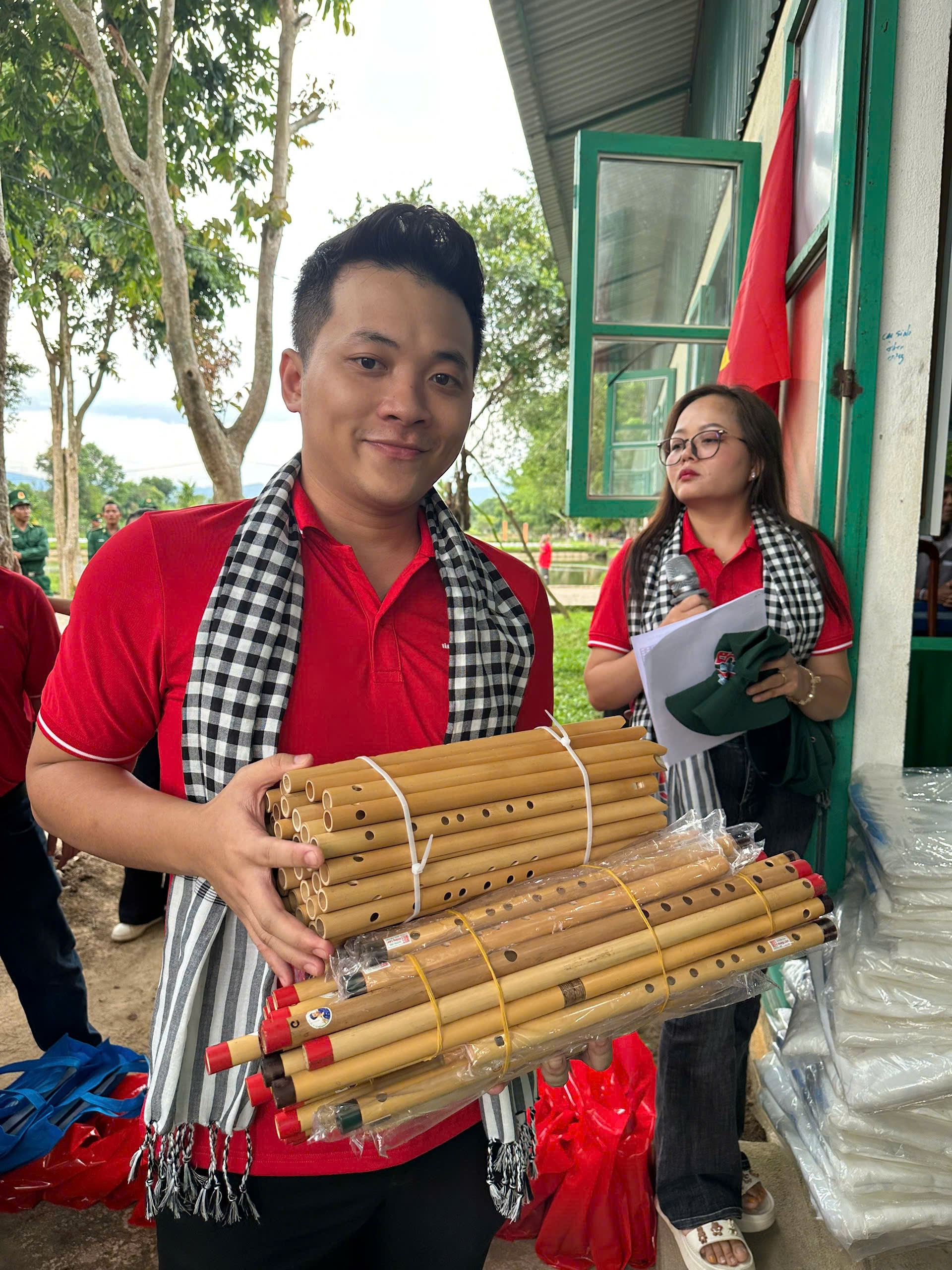 &ldquo;Theo dấu ch&acirc;n cuộc Tổng tiến c&ocirc;ng v&agrave; nổi dậy m&ugrave;a Xu&acirc;n 1975&rdquo;: Về với bi&ecirc;n cương Tổ quốc- Ảnh 12.